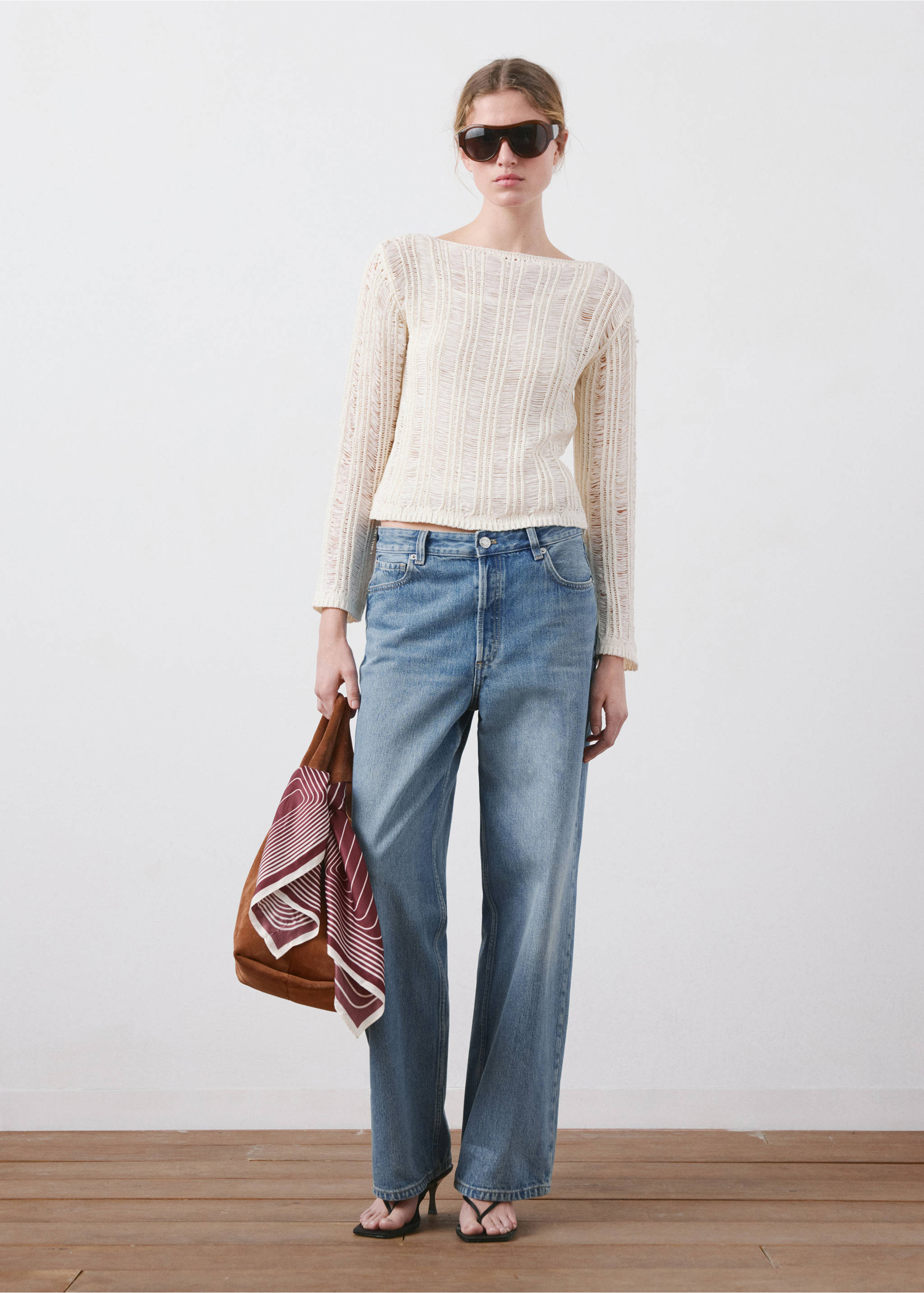 Jeans rectos tiro bajo - Plano general, Azul medio. Ref: 27034076-00.