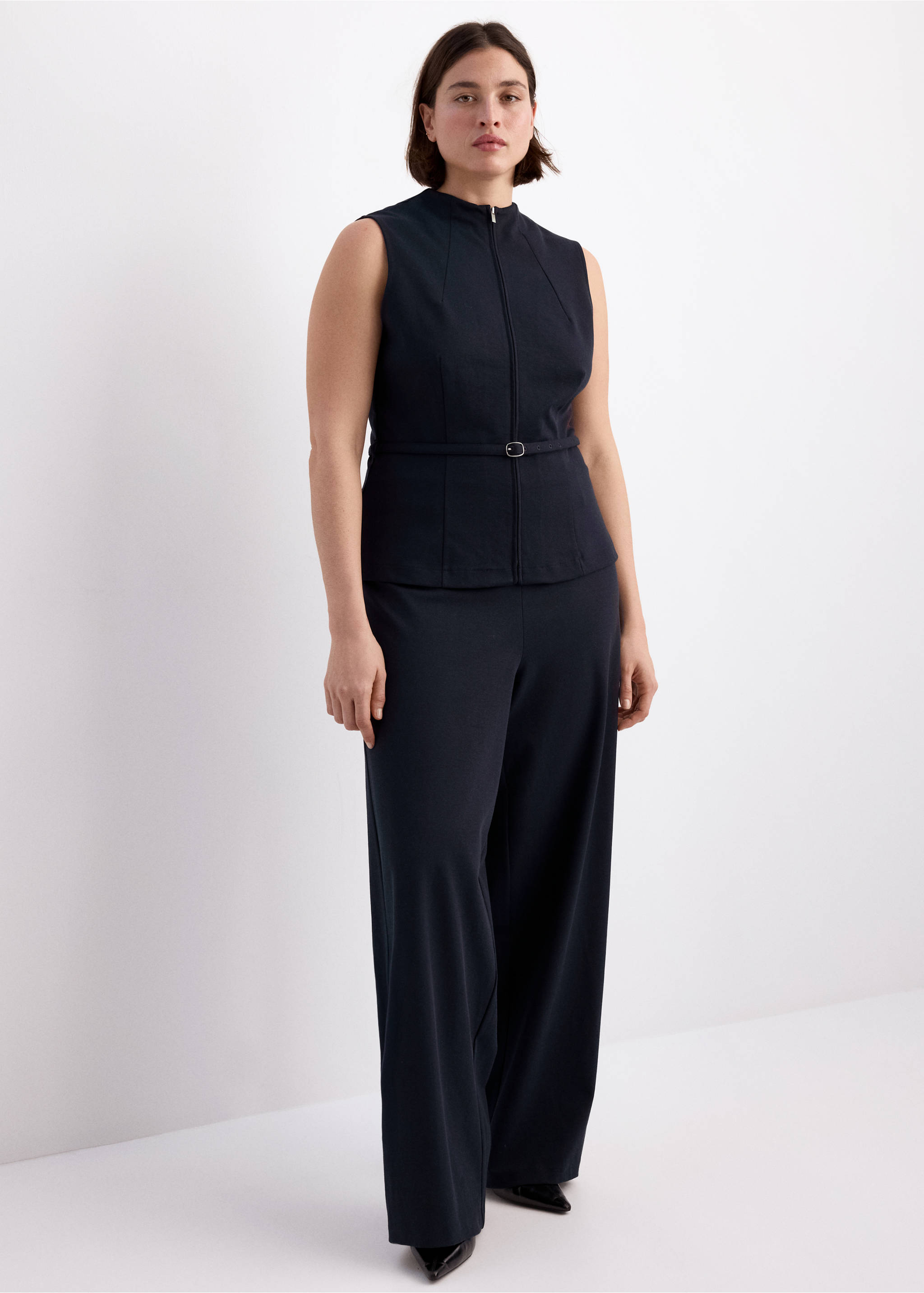 Straight lyocell trousers - Details of the article 3, Navy. Ref: 27034080-00.