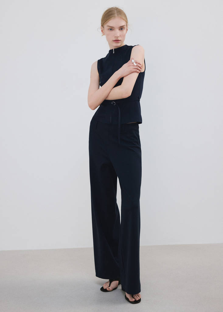 Straight lyocell trousers — Navy