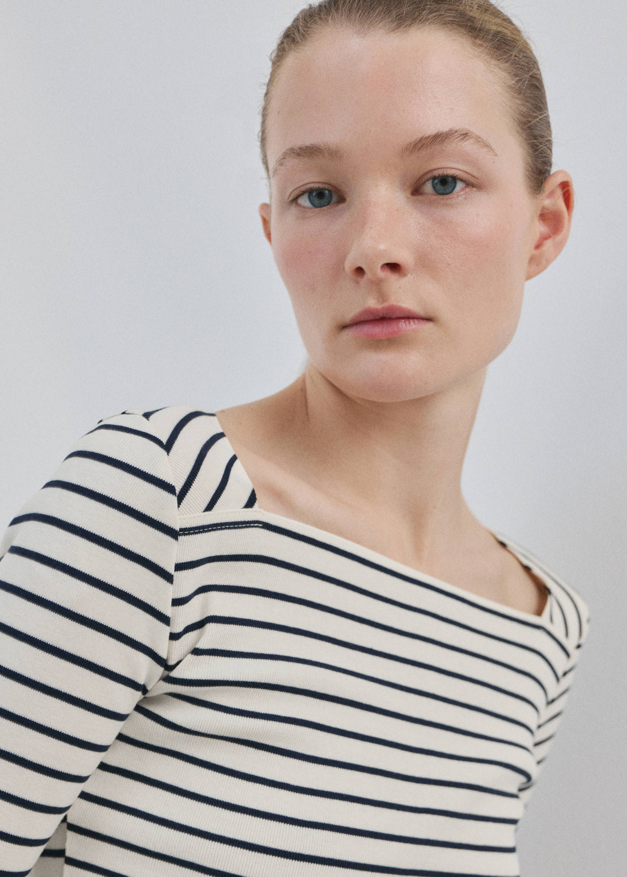 Cotton boat neck t-shirt - Details of the article 6