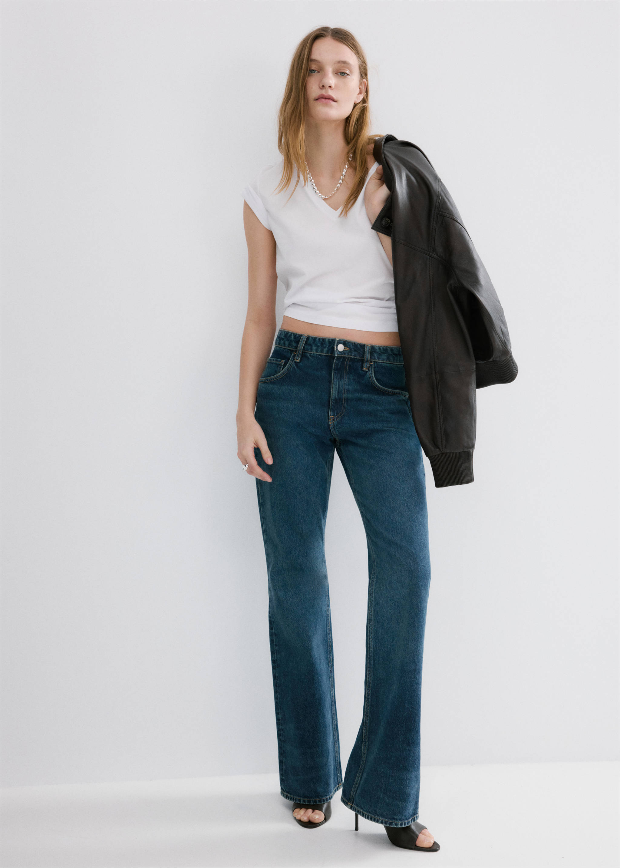 Camiseta algodón cuello pico - Plano general, Blanco. Ref: 27034091-00.