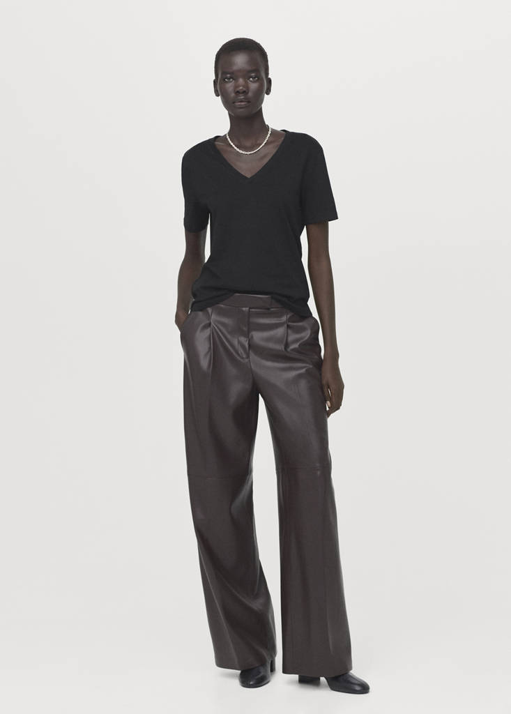 V-neck cotton T-shirt — Black