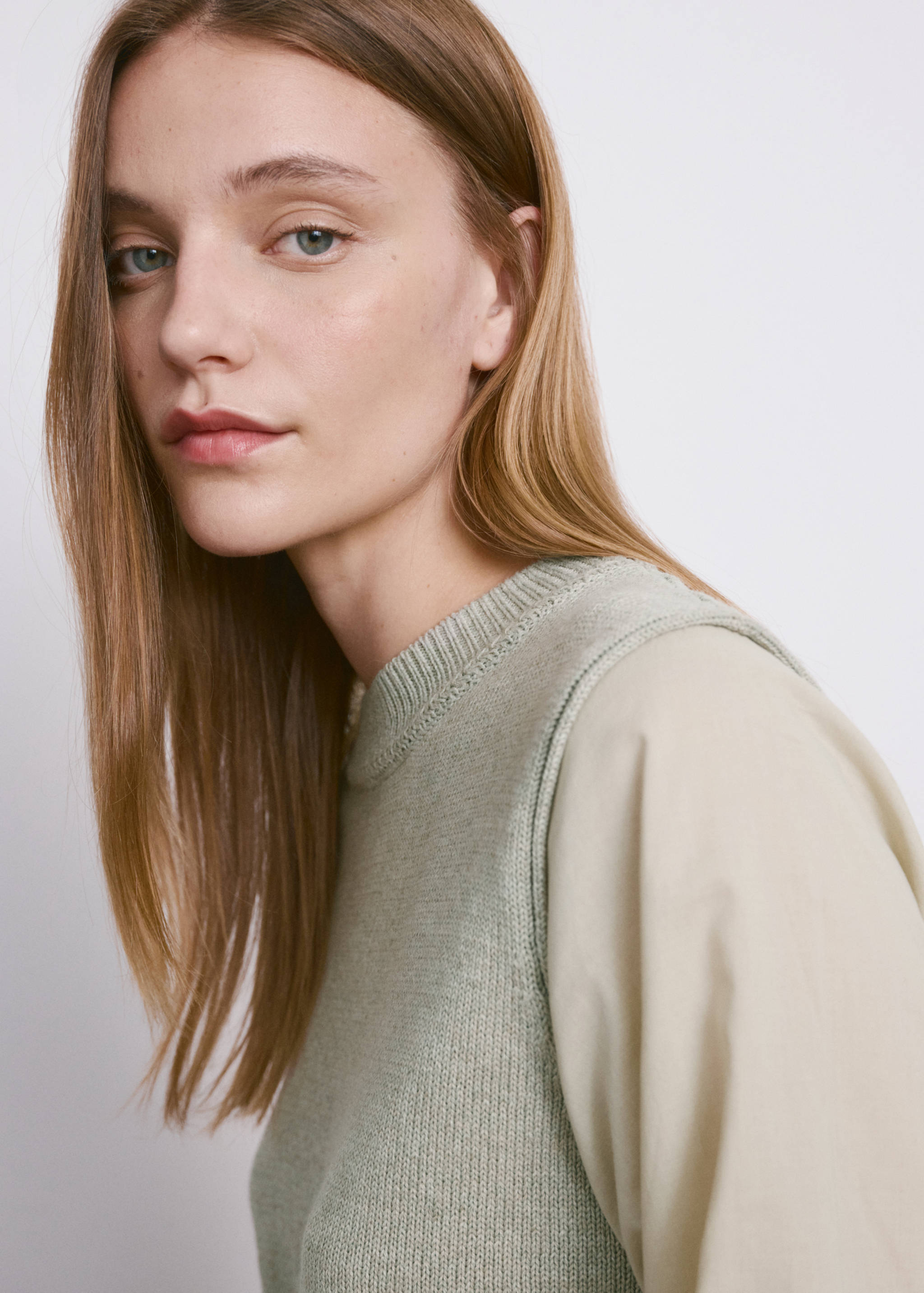 Combined knitted sweater - Details of the article 1