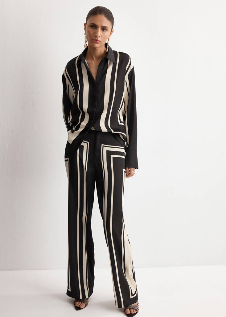 Satin printed trousers — Black