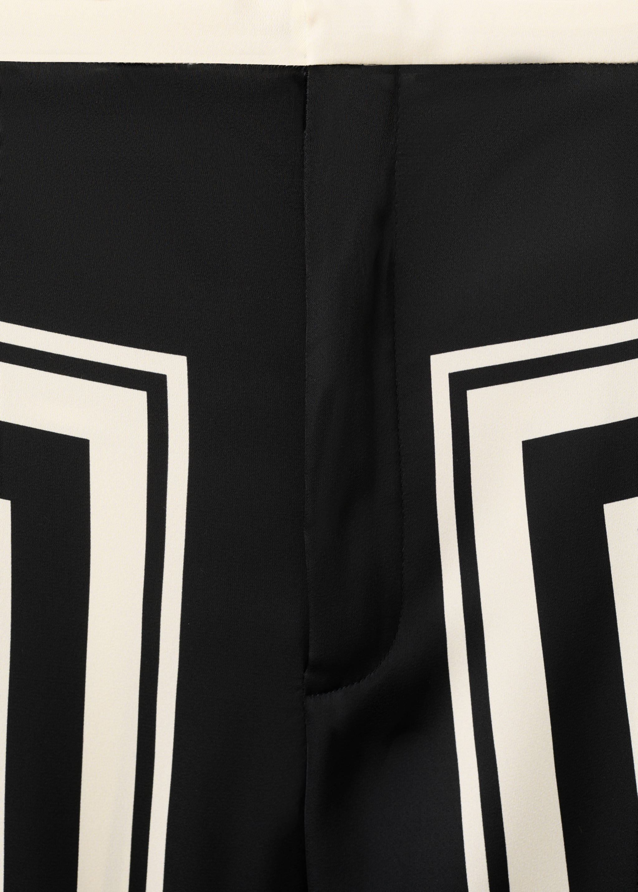 Satin printed trousers - Details of the article 8