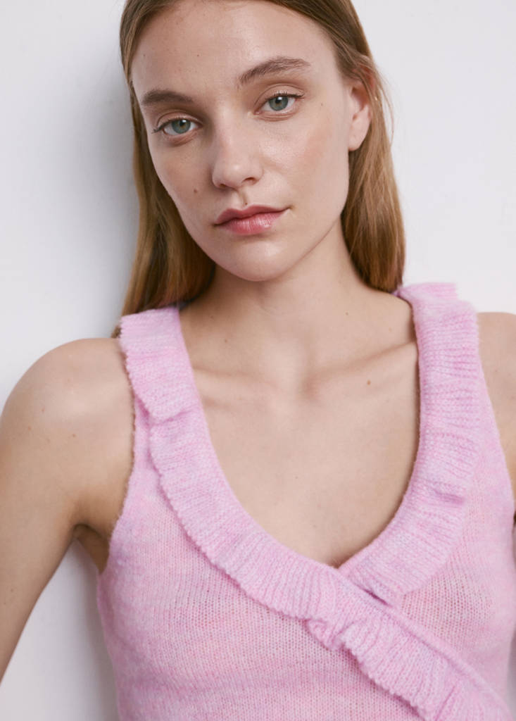 Ruffle knit top — Pink