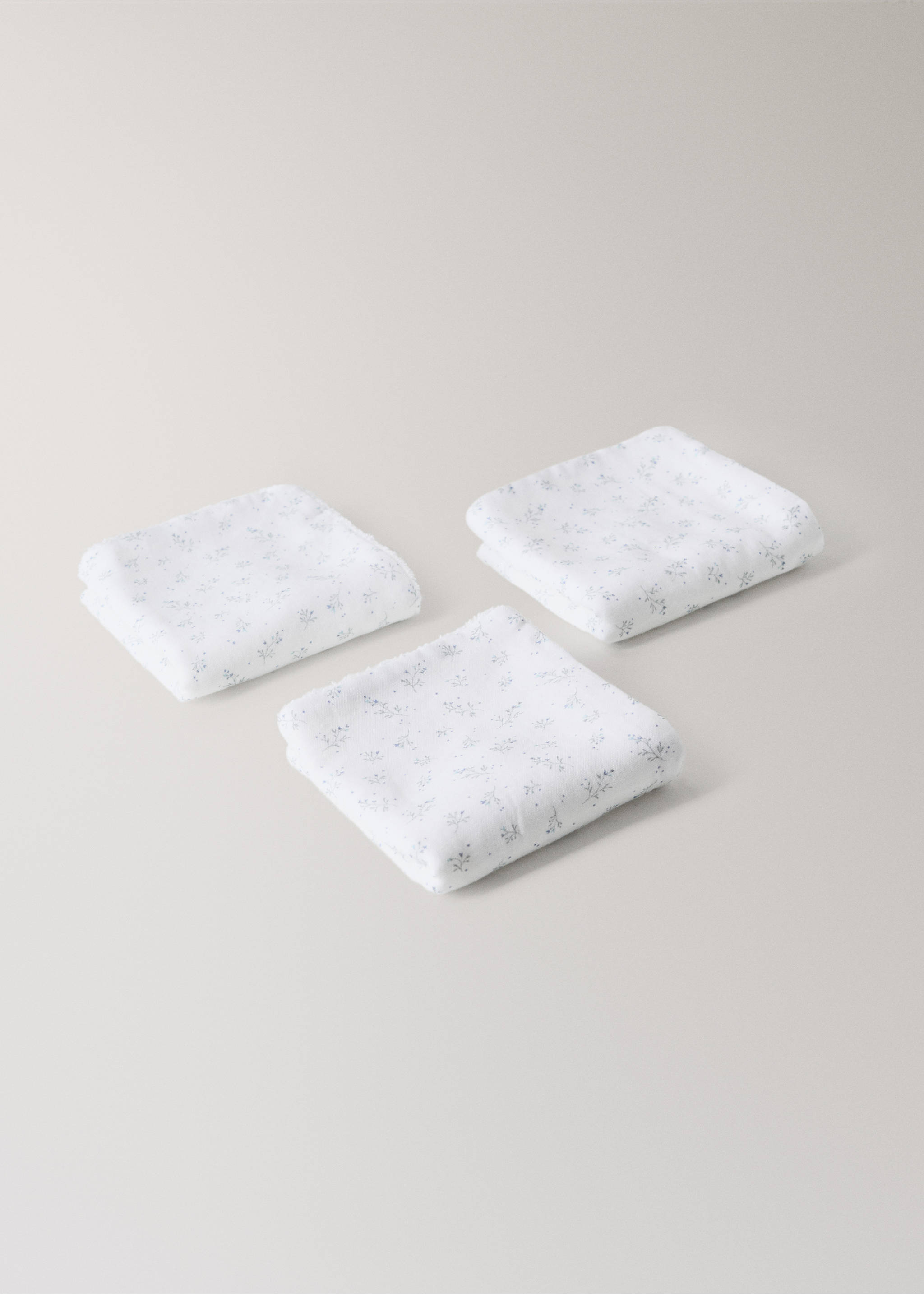 Cotton floral baby wrap - Details of the article 1, White. Ref: 27034105-00.