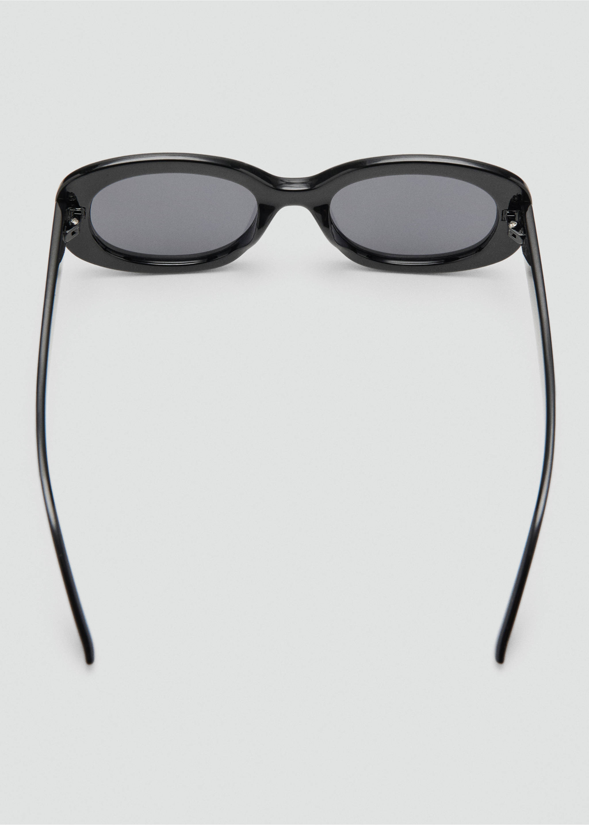 Kacamata hitam dengan bingkai resin - Rincian barang 1, Hitam. Ref: 27034406-00.