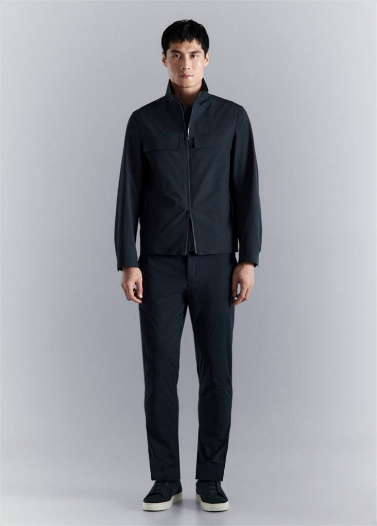 Water-repellent jacket with pockets — Navy