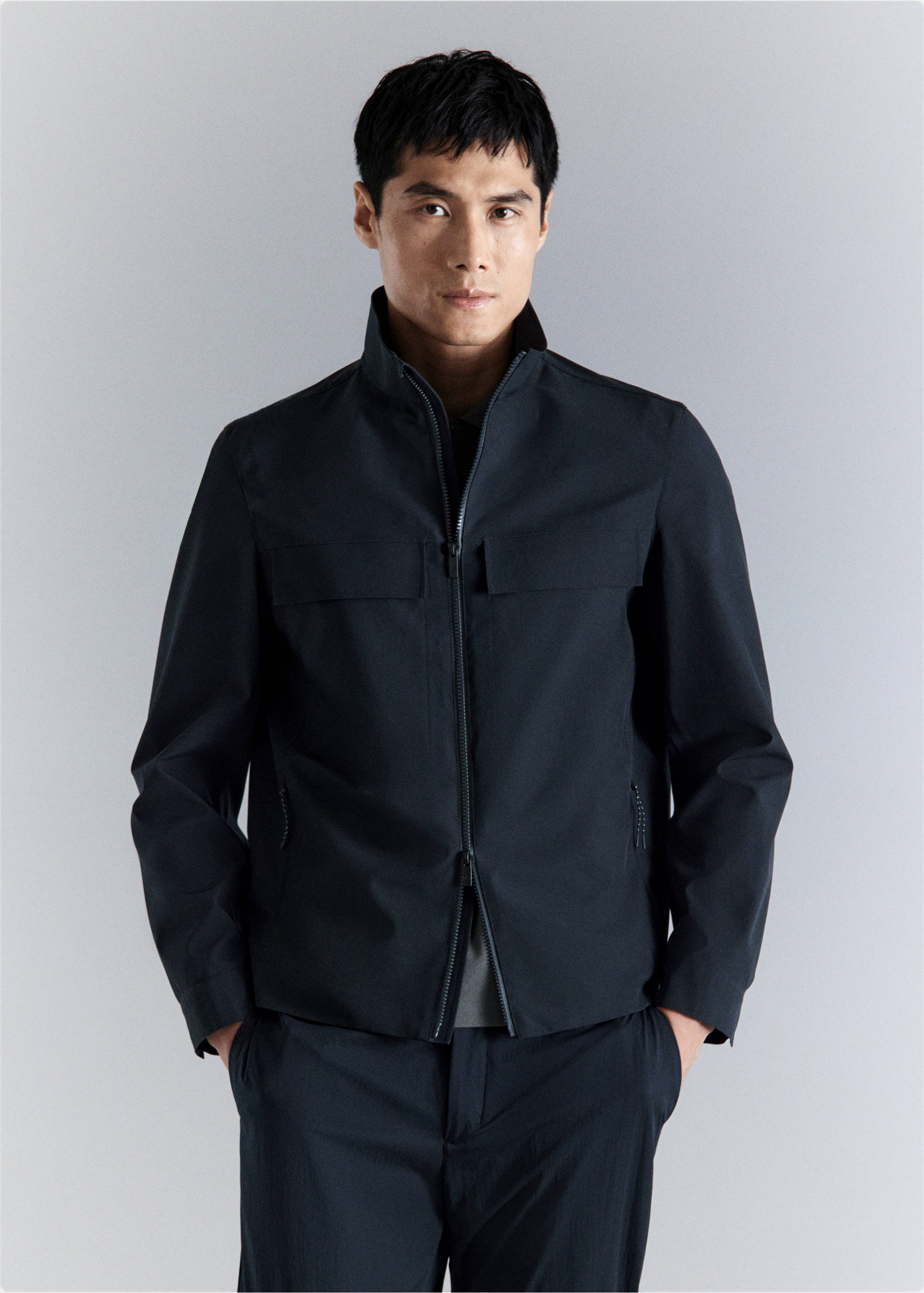 Chaqueta water-repellent bolsillos - Plano medio, Azul marino. Ref: 27034407-00.
