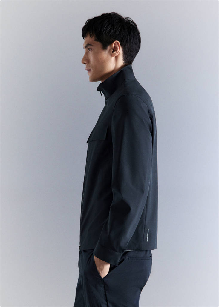 Water-repellent jacket with pockets — Navy