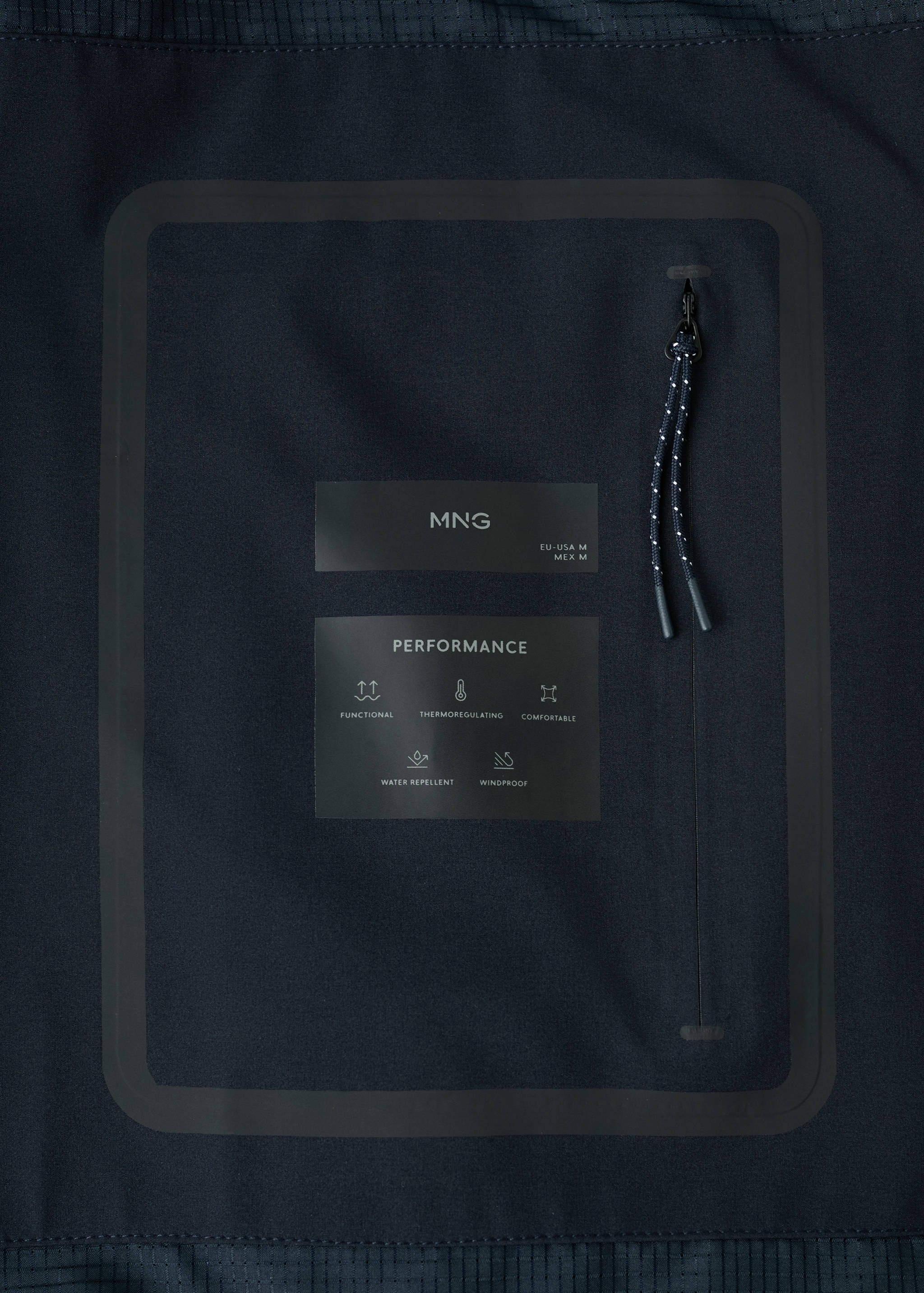 Куртка из водоотталкивающей ткани с карманами - Деталь изделия 0