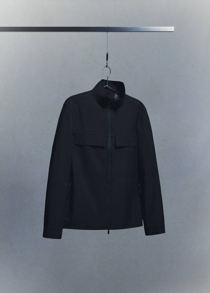 Water-repellent jacket with pockets — Navy