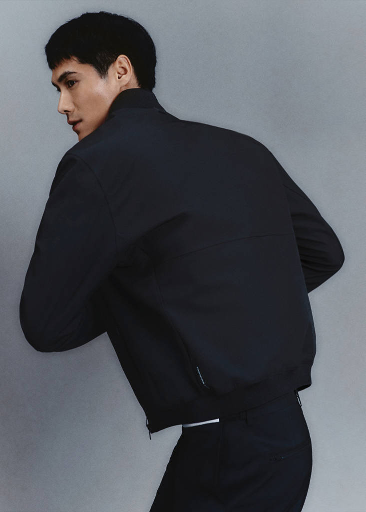 Water-repellent bomber jacket — Navy