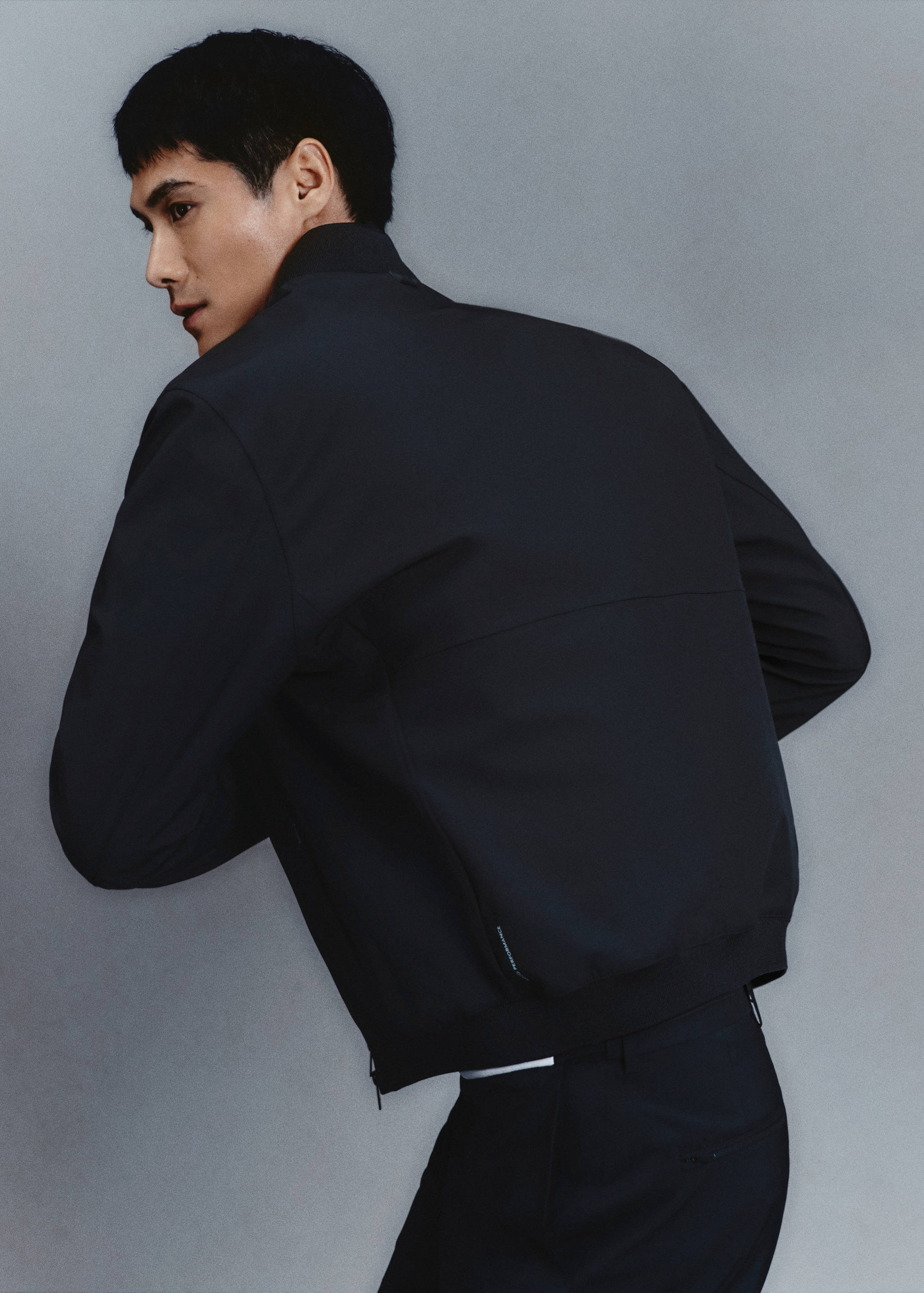 Casaco bomber repelente de água - Pormenor do artigo 3