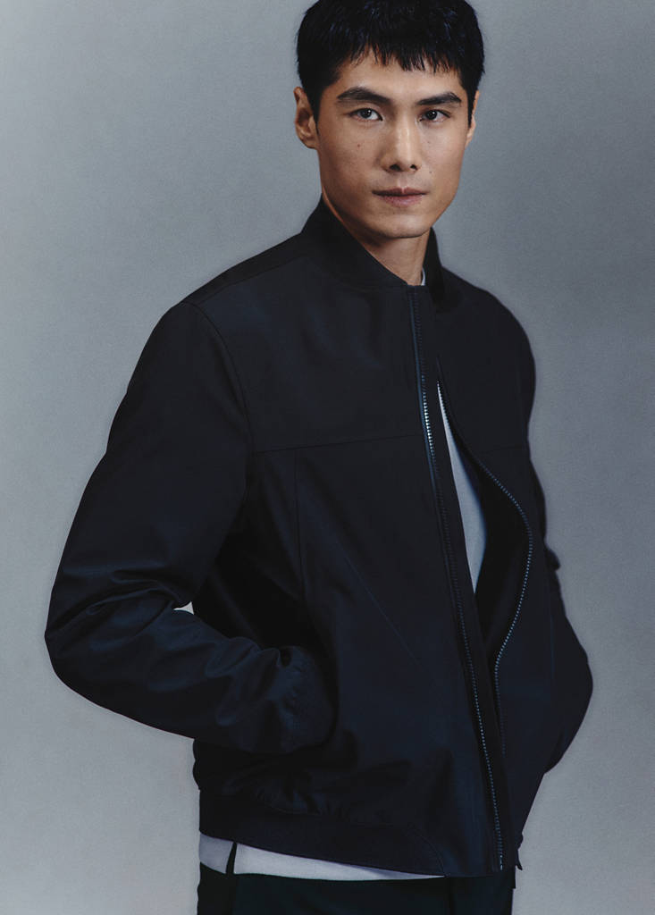 Water-repellent bomber jacket — Navy
