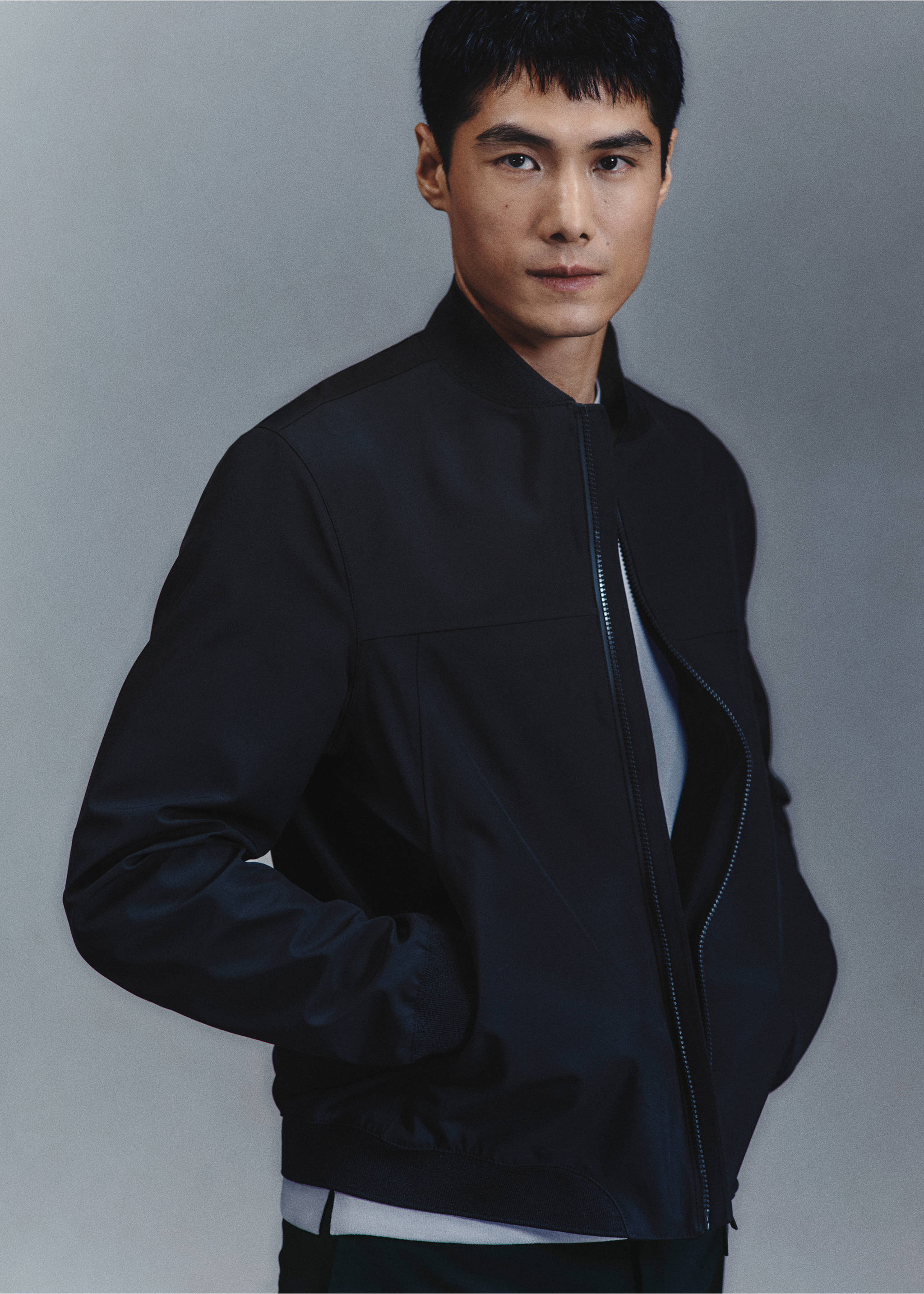 Veste bomber résistante à l’eau - Détail de l'article 5, Bleu marine. Ref: 27034408-00.