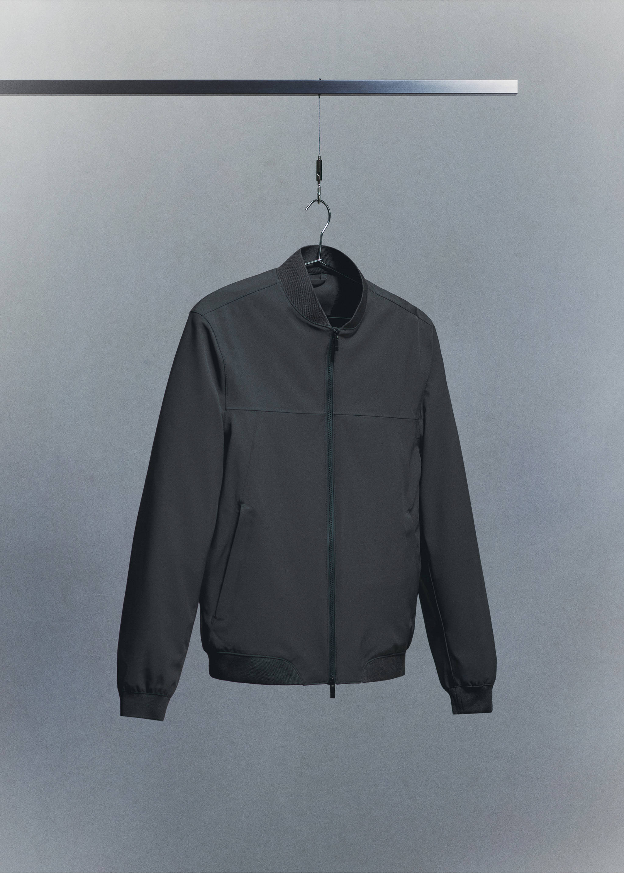 Chaqueta bomber water-repellent - Detalle del artículo 9, Gris oscuro. Ref: 27034408-00.