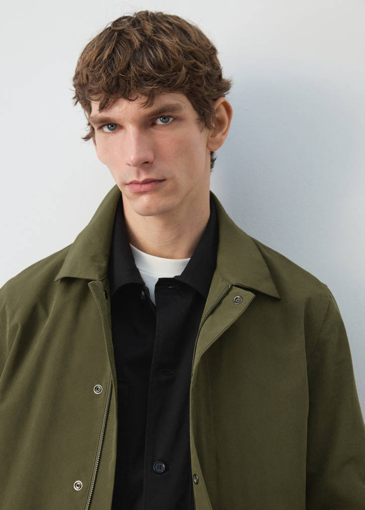 Water-repellent parka with removable hood — Olive Green