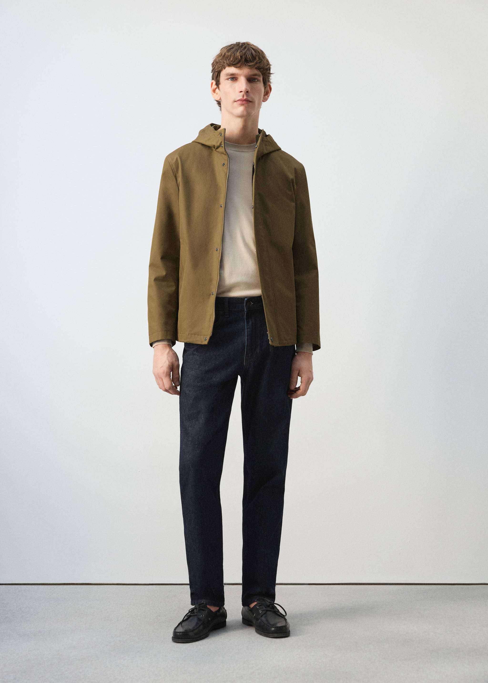 Парка из водоотталкивающей ткани с карманами - Общий план