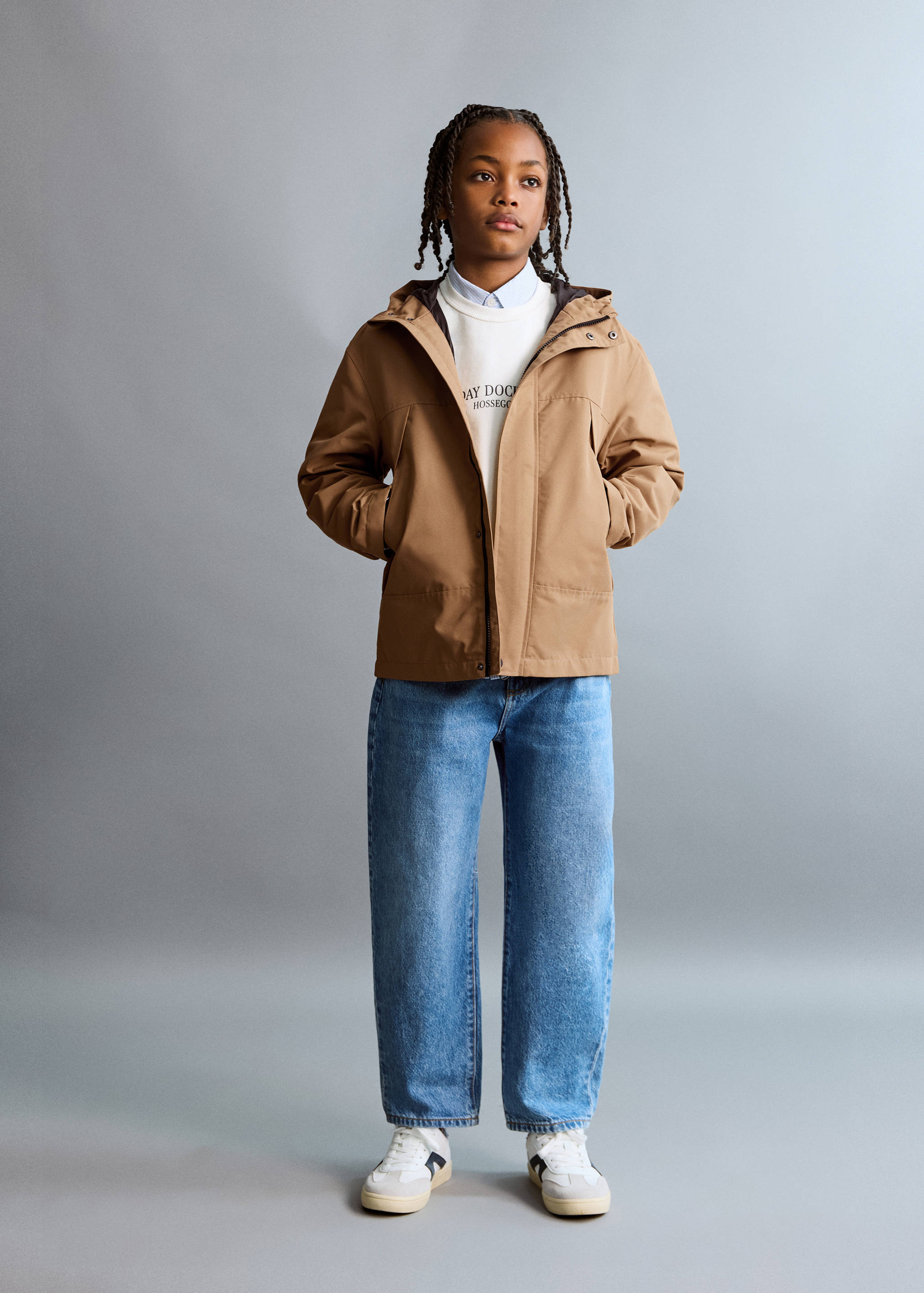 Chaqueta capucha - Plano general