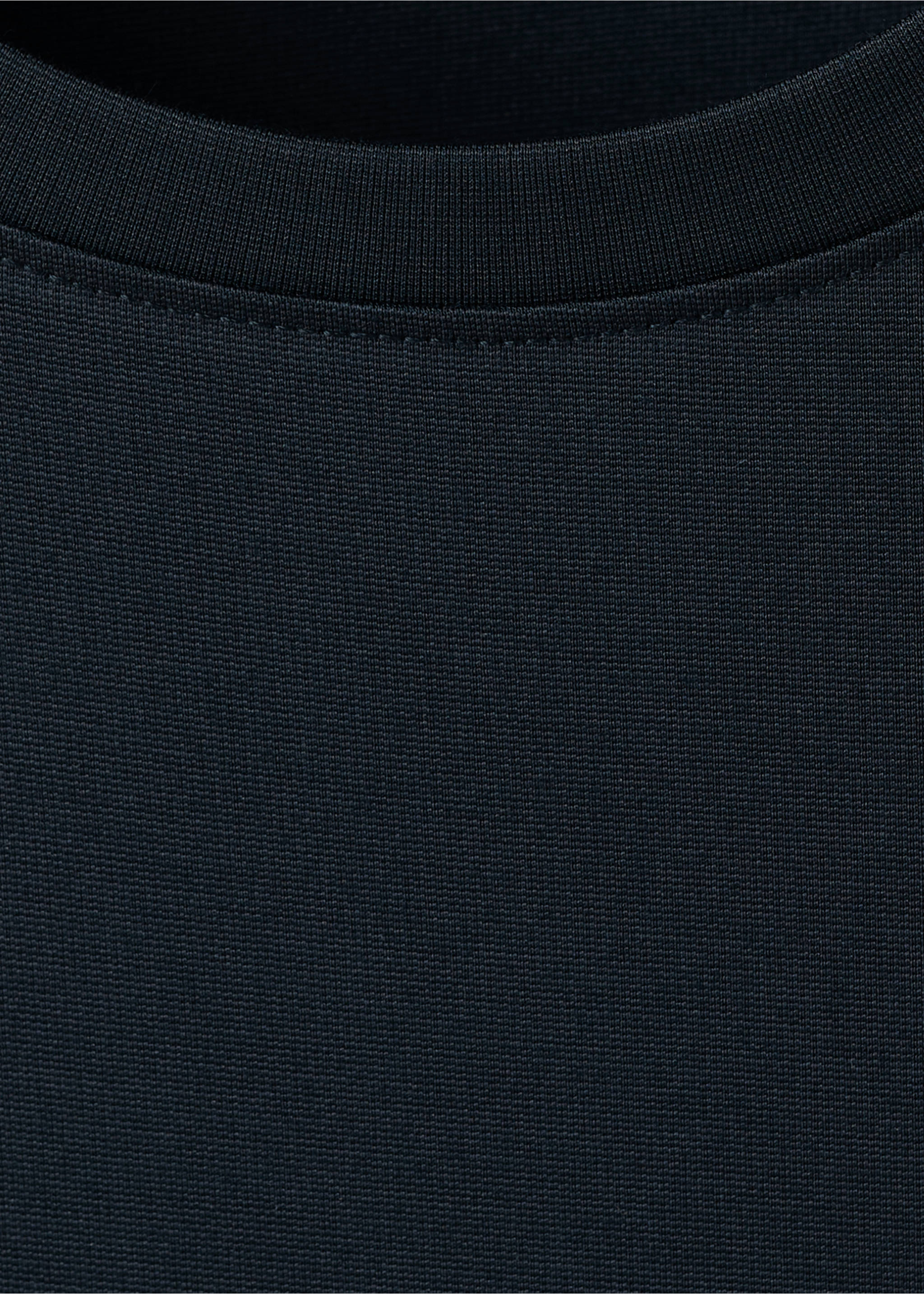 Camiseta slim fit comfort stretch Coolmax ® - Detalle del artículo 8, Azul marino. Ref: 27034426-00.
