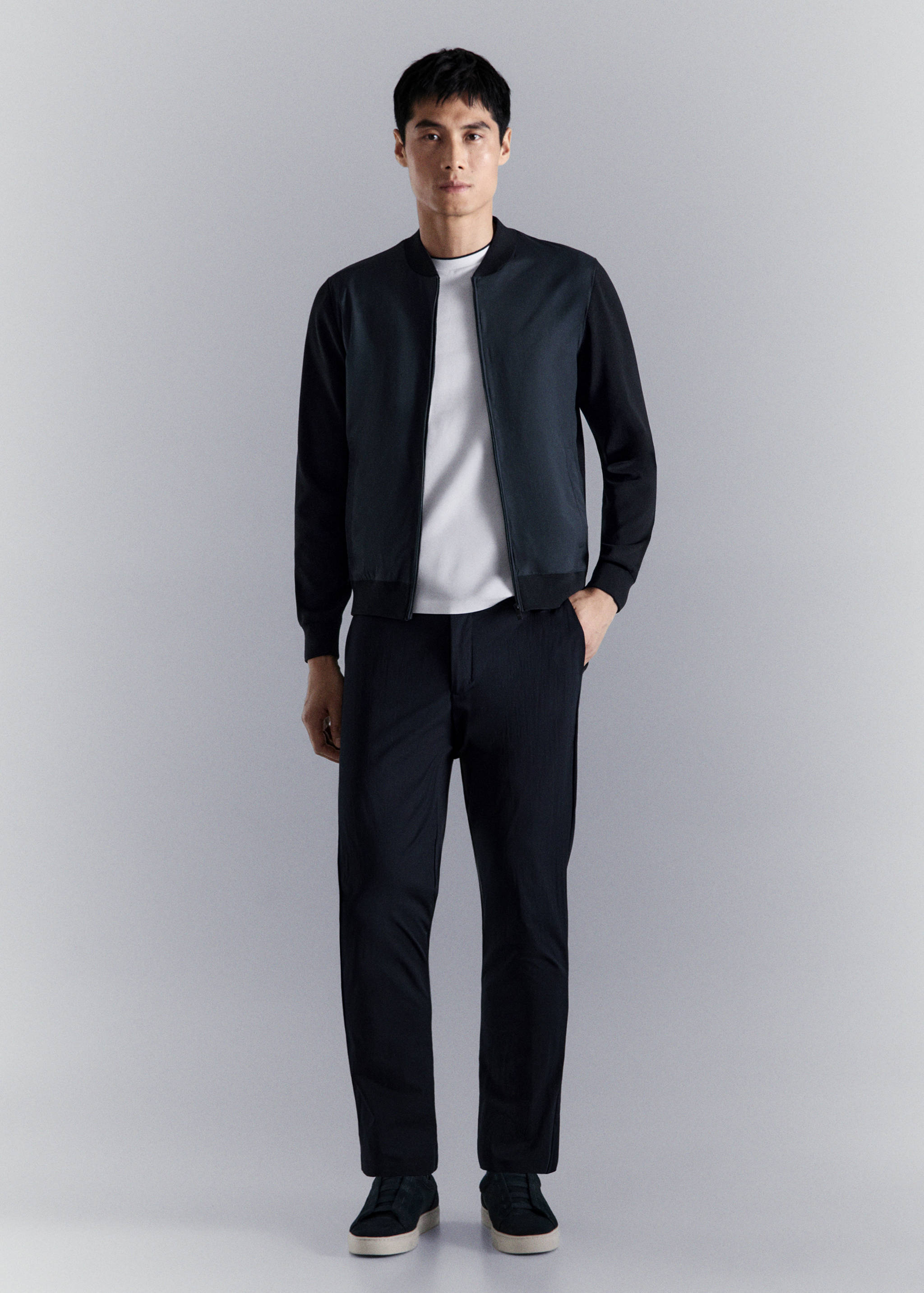 Комбинированная бомбер‑куртка с трикотажем - Общий план