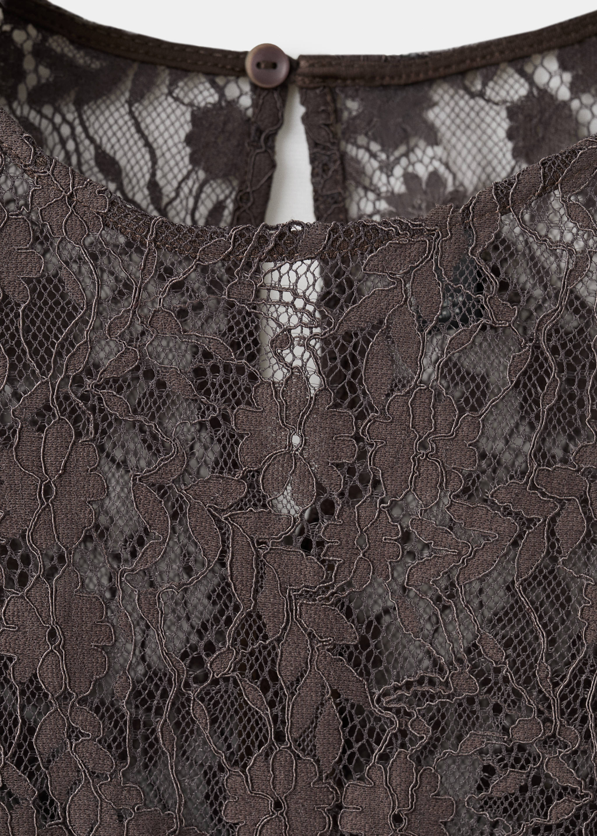 Combined lace dress - Details of the article 8