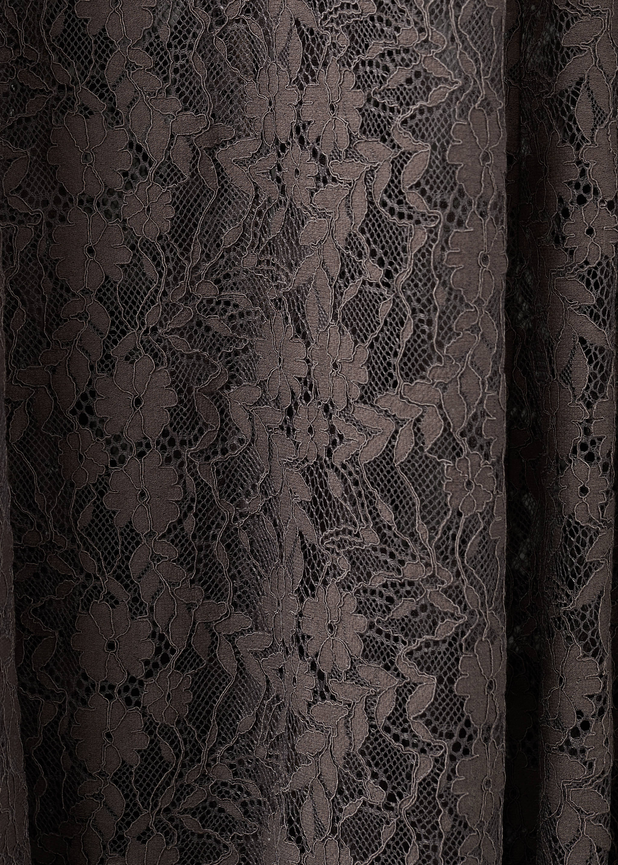 Combined lace dress - Details of the article 0