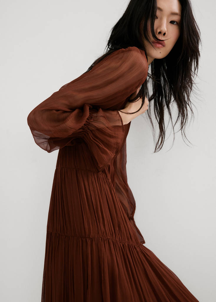 Pleated chiffon dress — Chocolate