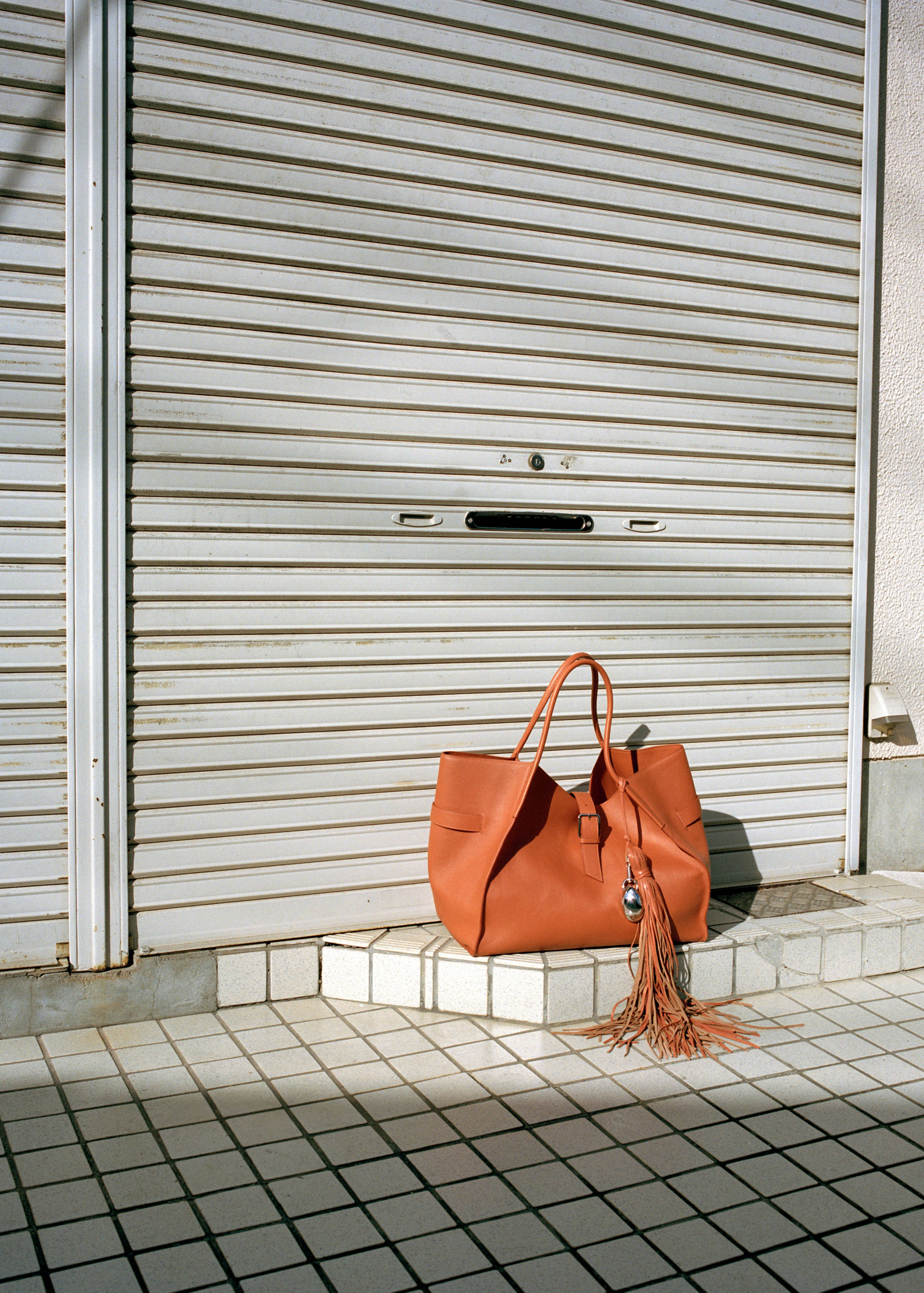 Leather maxi shopper bag - Details of the article 9