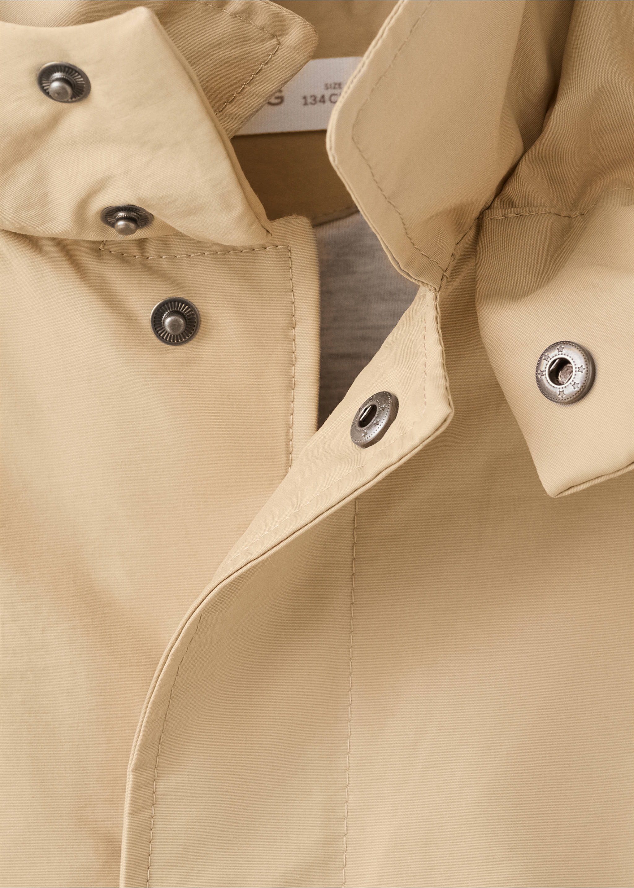 Chaqueta capucha bolsillos - Detalle del artículo 8, Beige. Ref: 27034768-00.