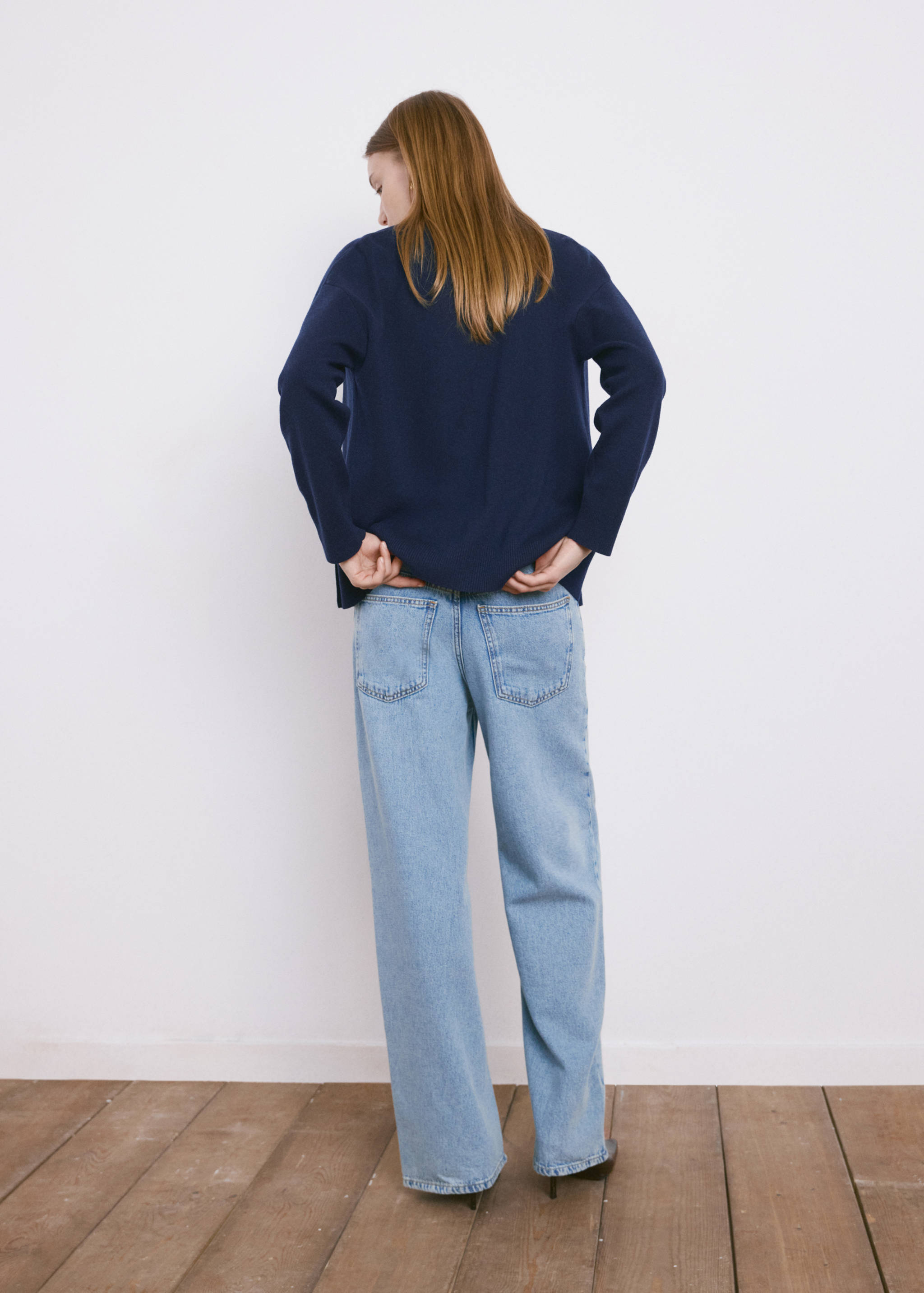 V-neck knitted cardigan - Reverse of the article