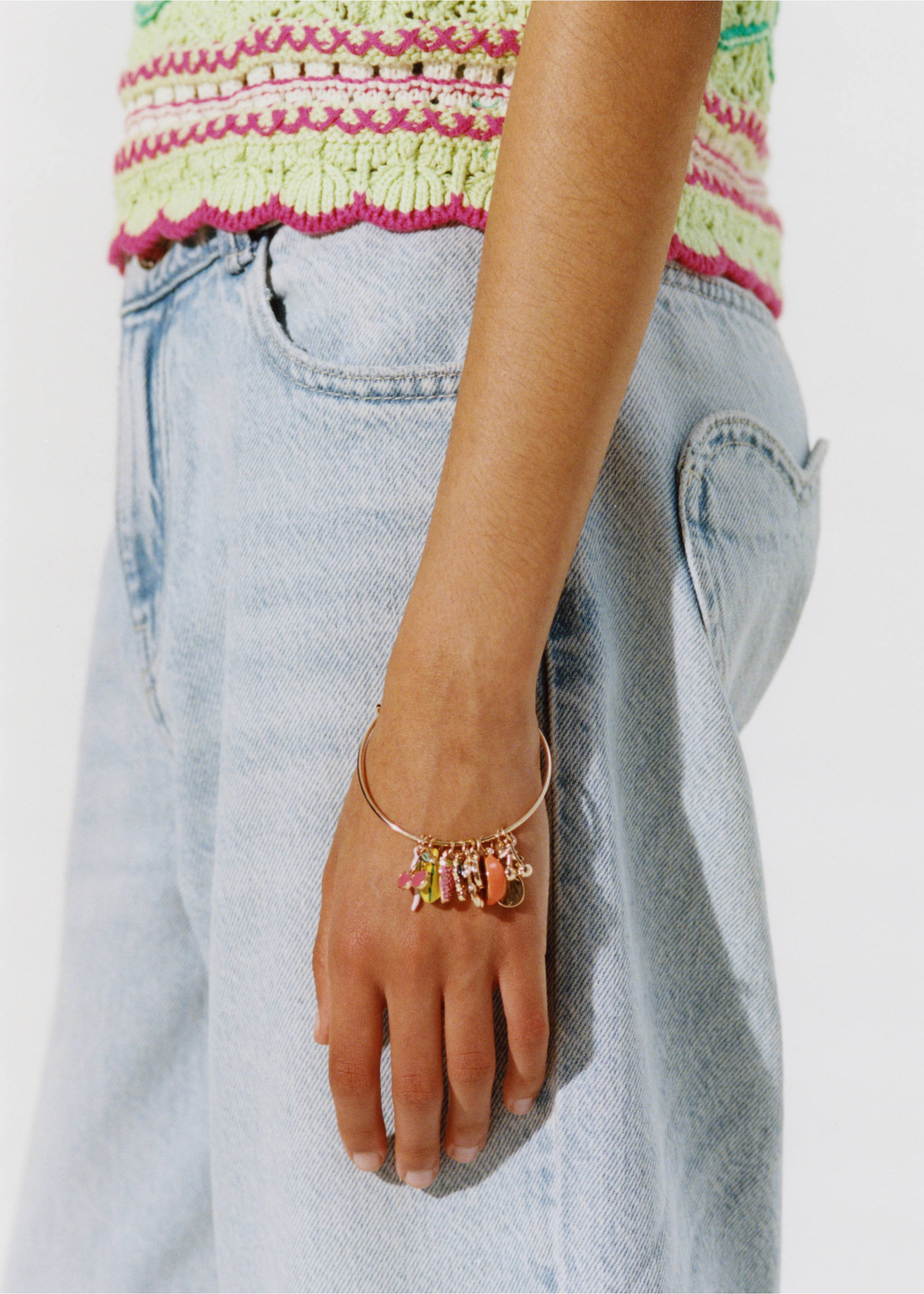 Mixed charms bracelet - Details of the article 5, Silver. Ref: 27034781-00.