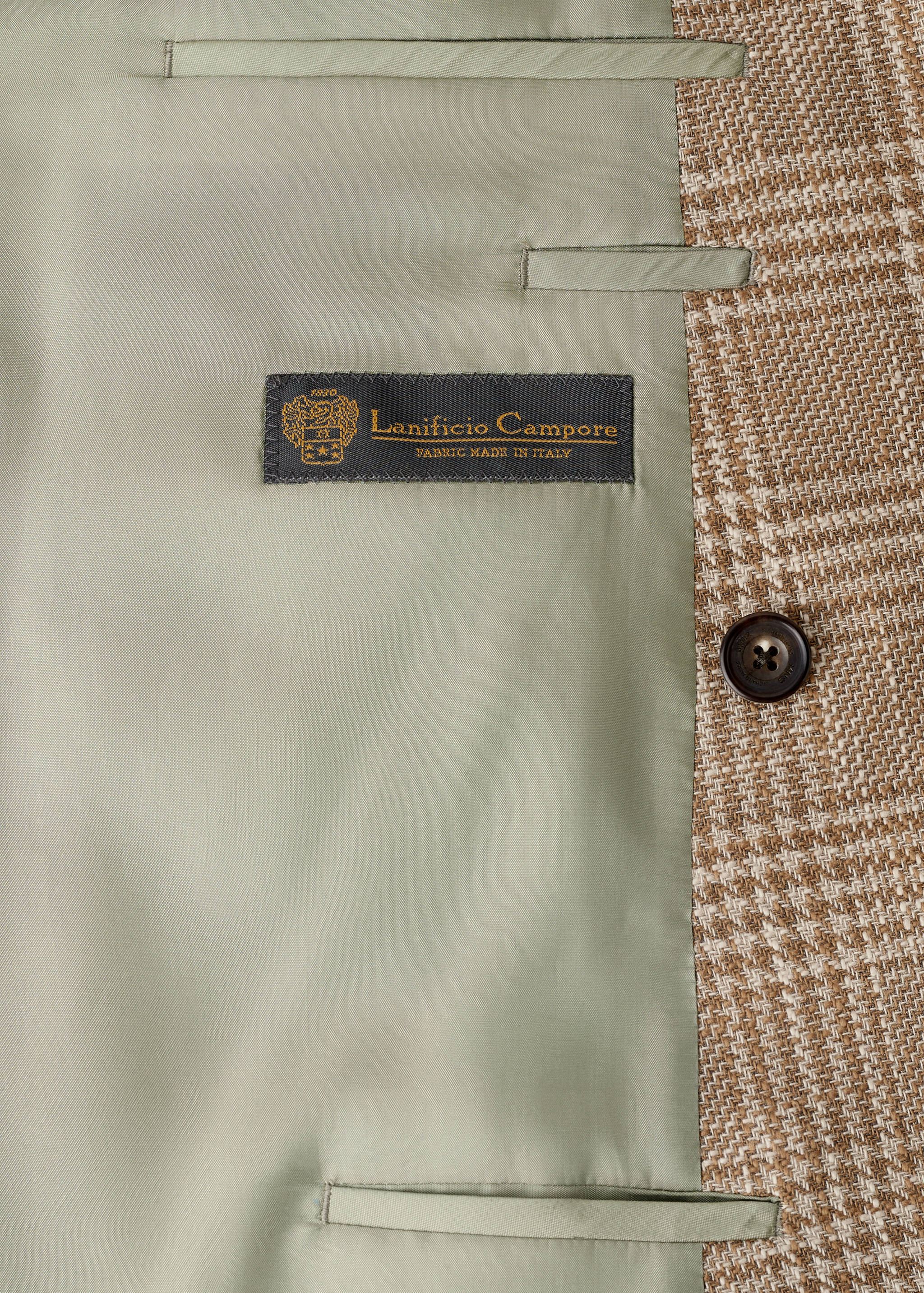 Двубортный пиджак приталенного кроя из ткани Lanificio Campore® - Деталь изделия 0