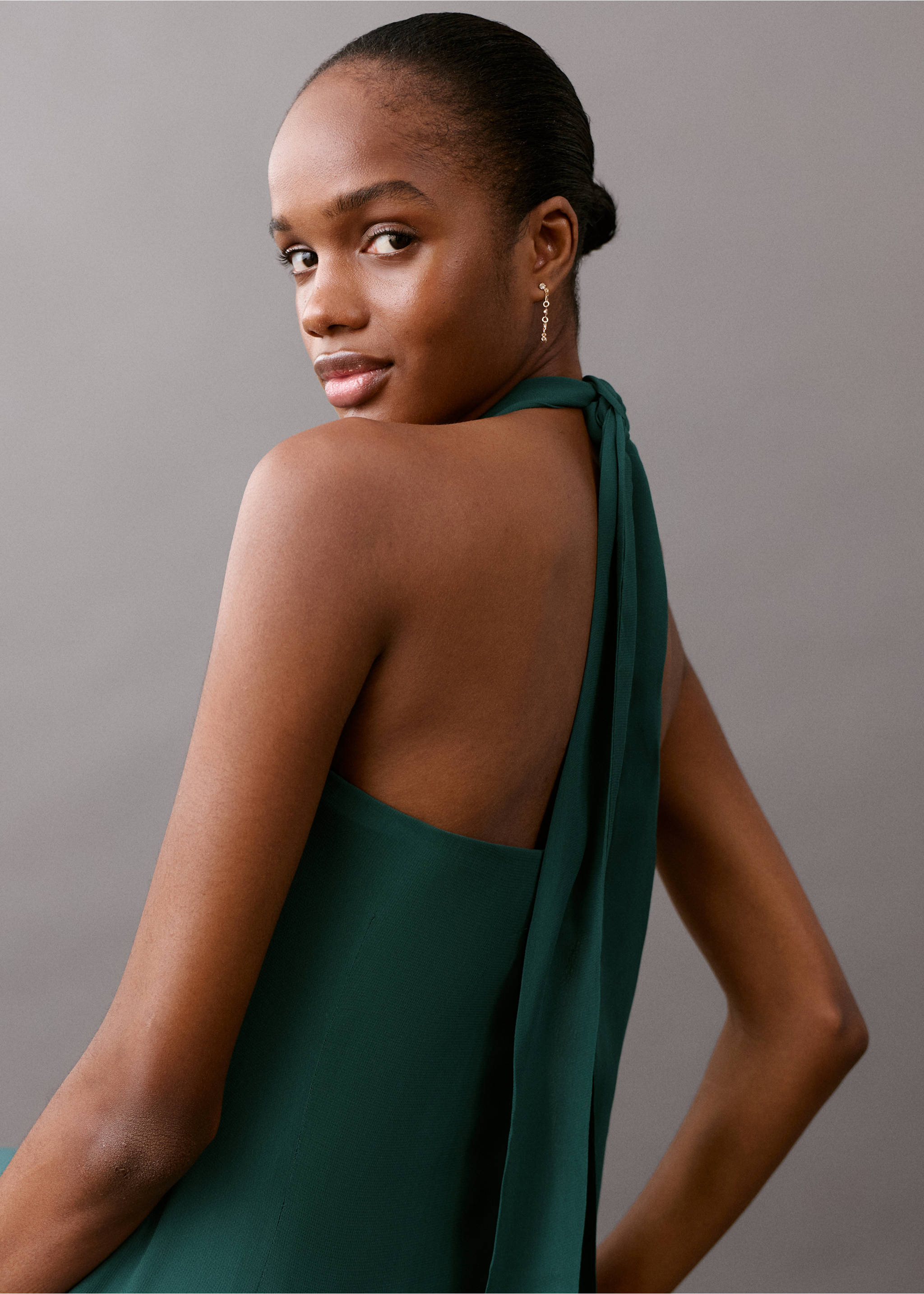 Vestido cuello halter - Detalle del artículo 2, Azul petróleo. Ref: 27035810-00.