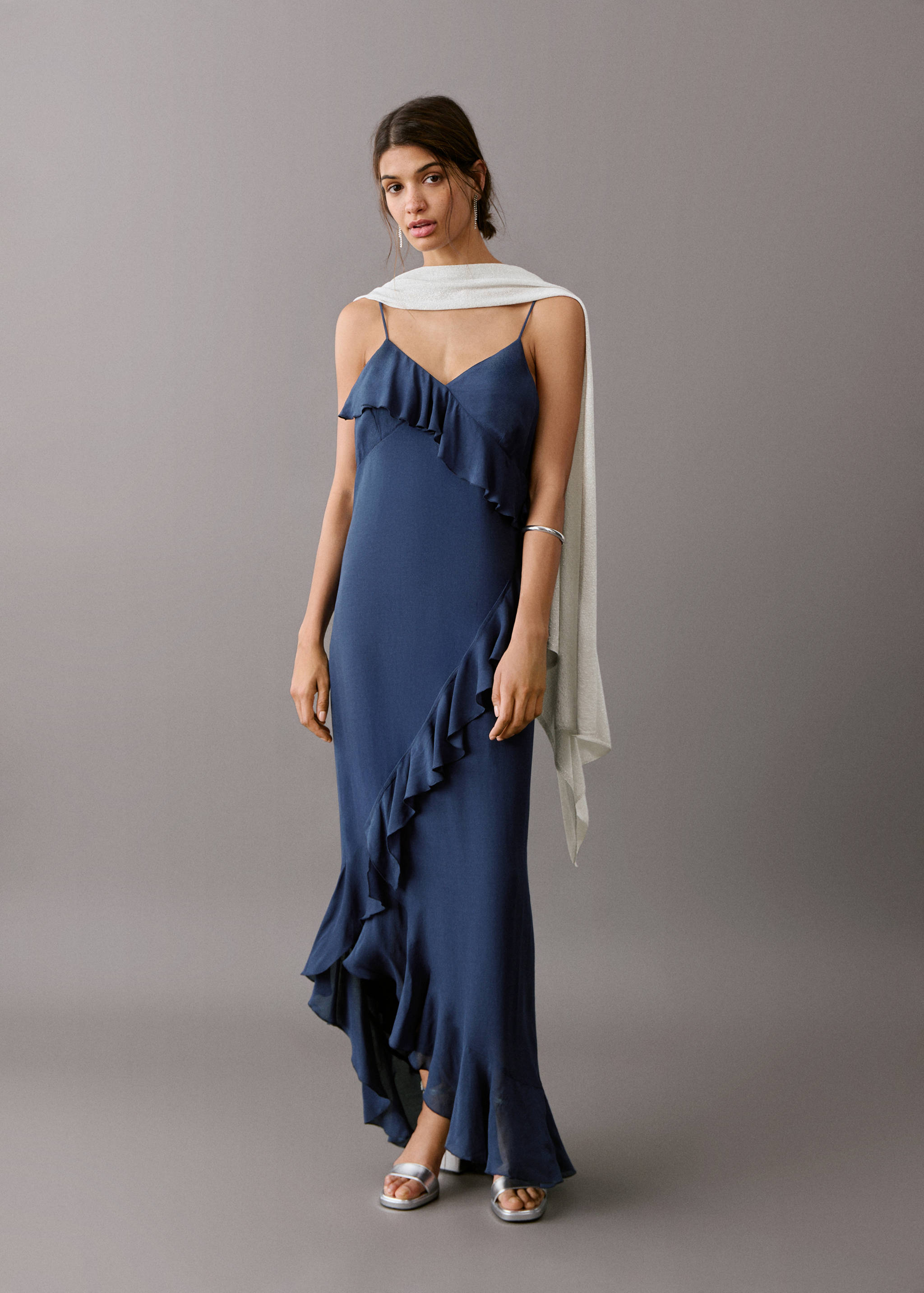 Asymmetrisches Strick-Cape aus Lurex - Allgemeine Ansicht