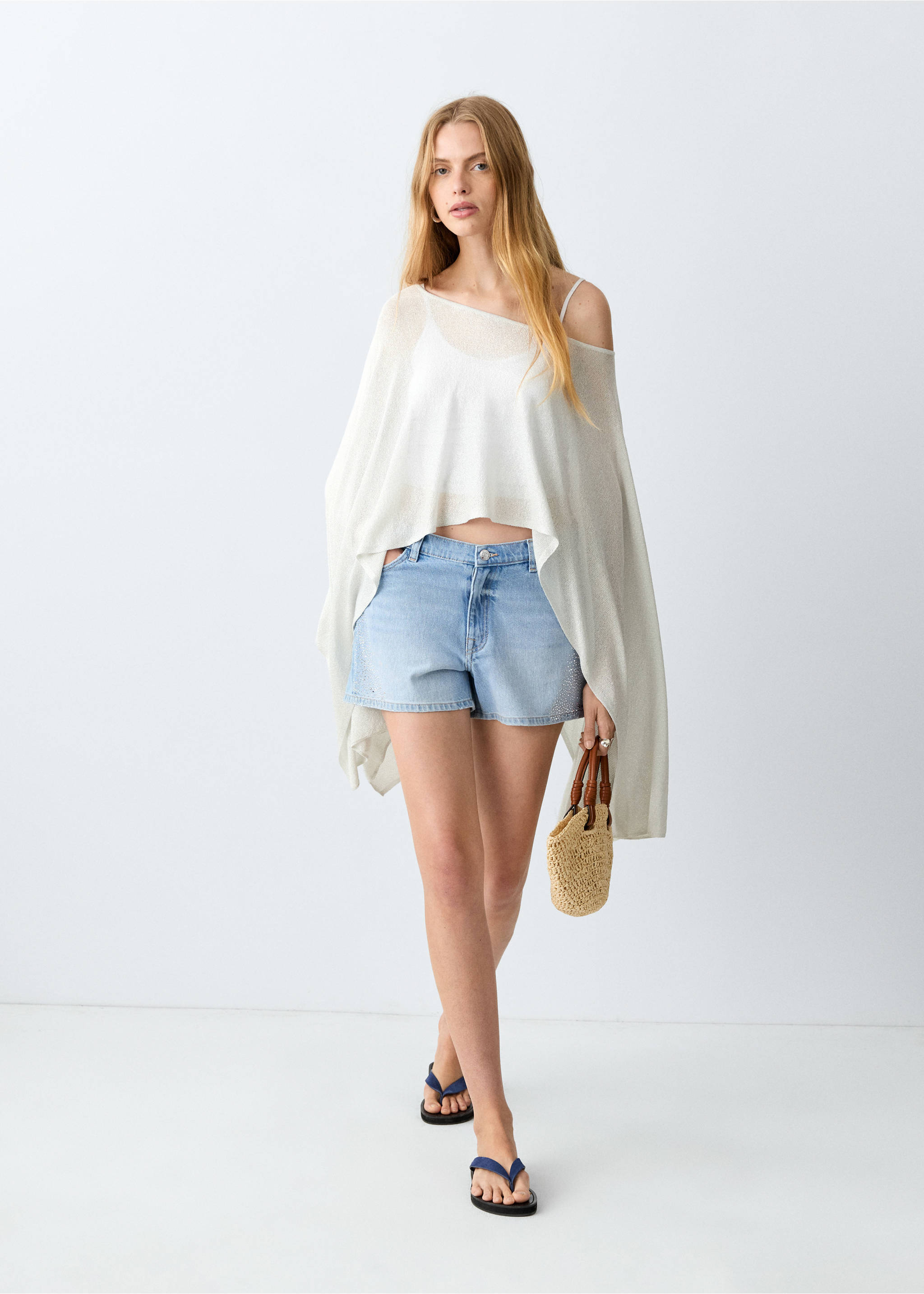 Cape asymétrique en maille lurex - Plan général, Argent. Ref: 27035813-01.