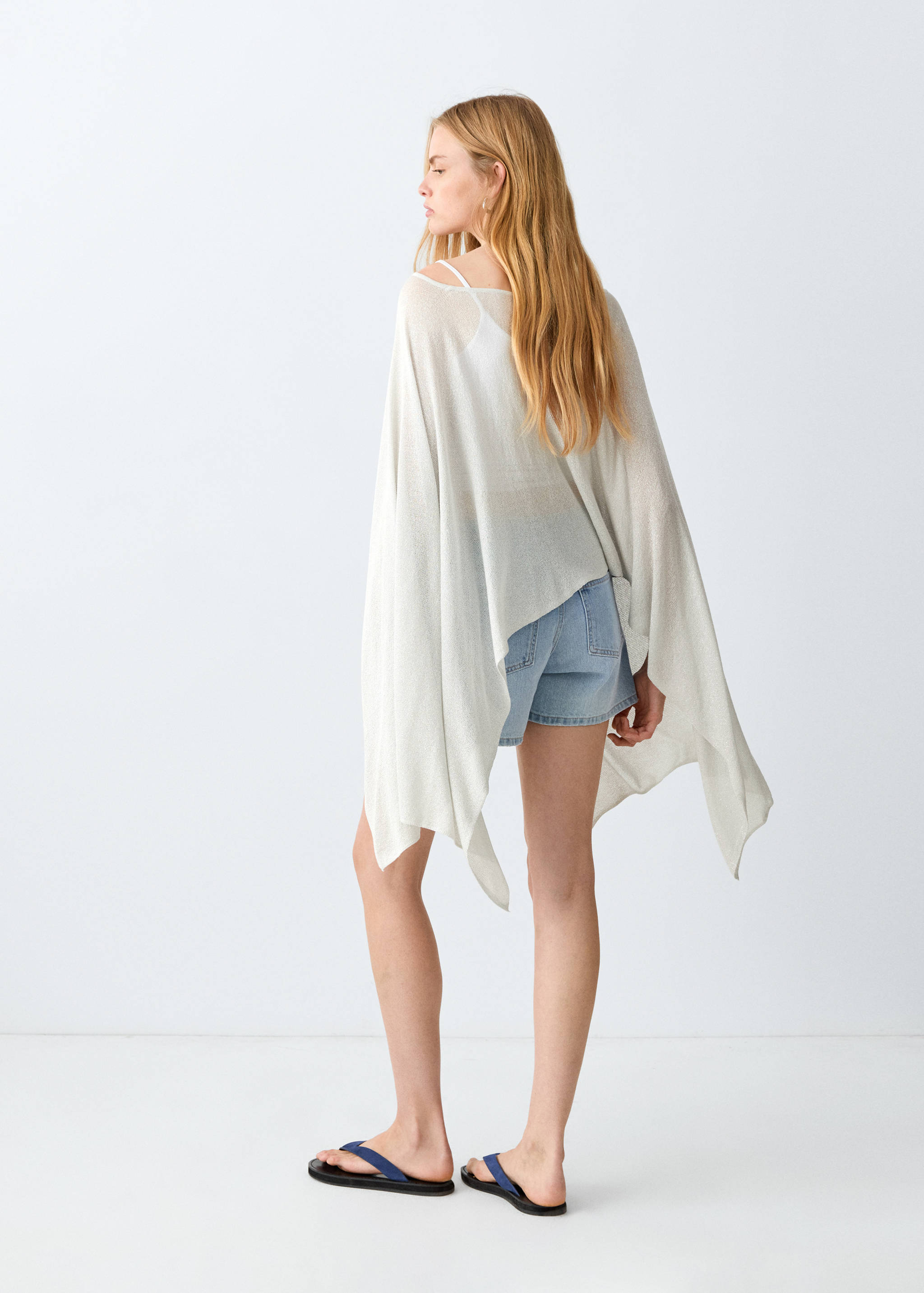 Cape asymétrique en maille lurex - Verso de l’article