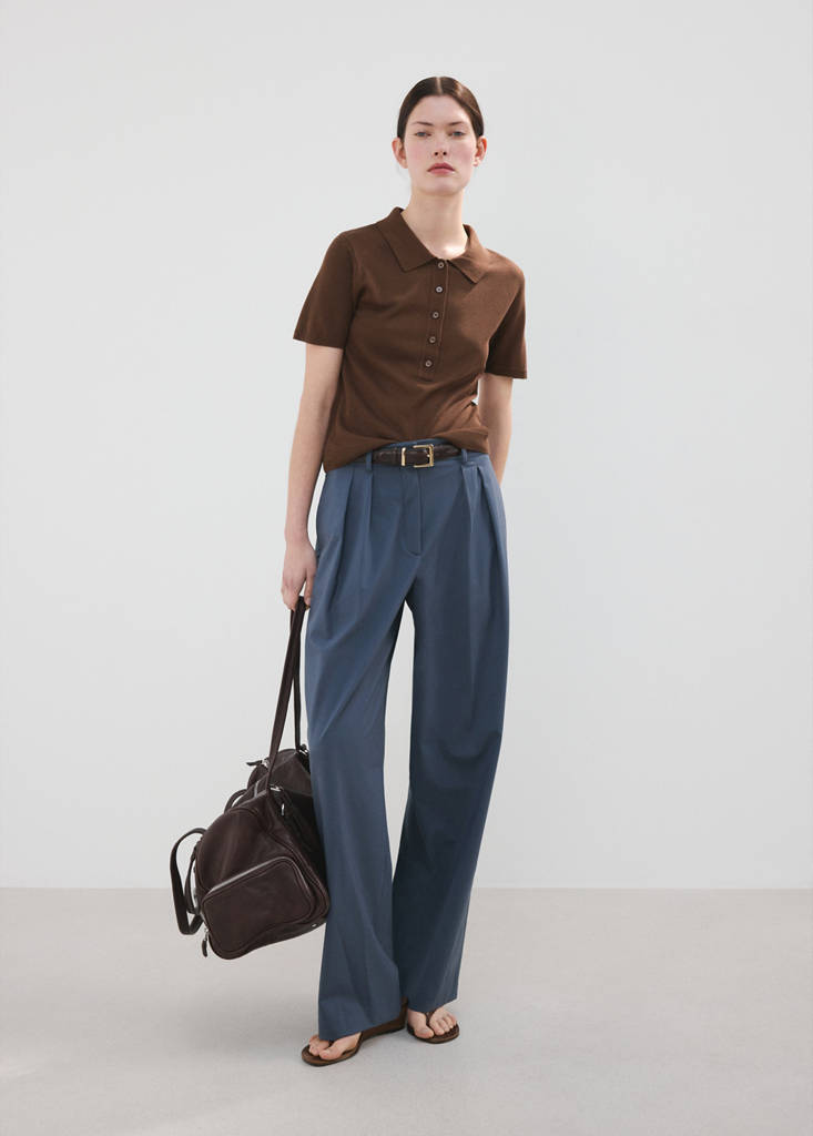 Knitted polo-neck sweater — Chocolate