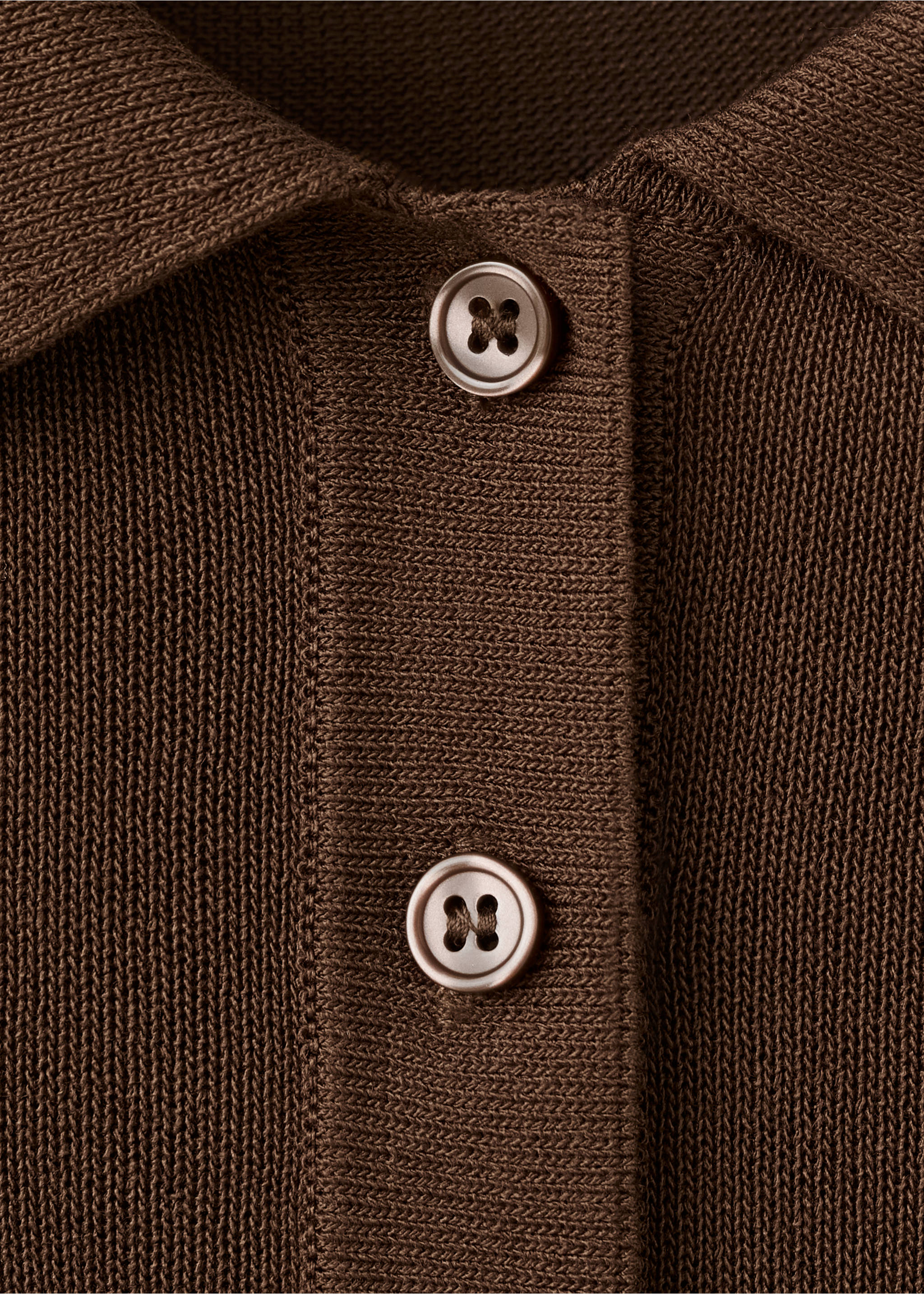 Jersey punto cuello polo - Detalle del artículo 8, Chocolate. Ref: 27035821-00.