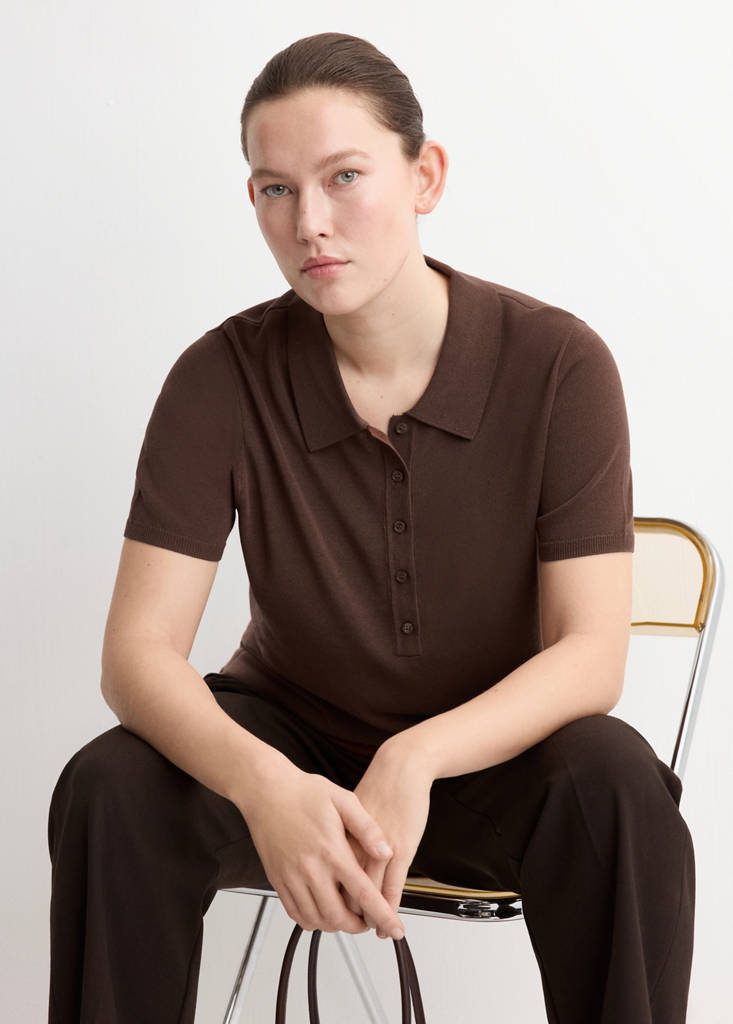 Knitted polo-neck sweater — Chocolate