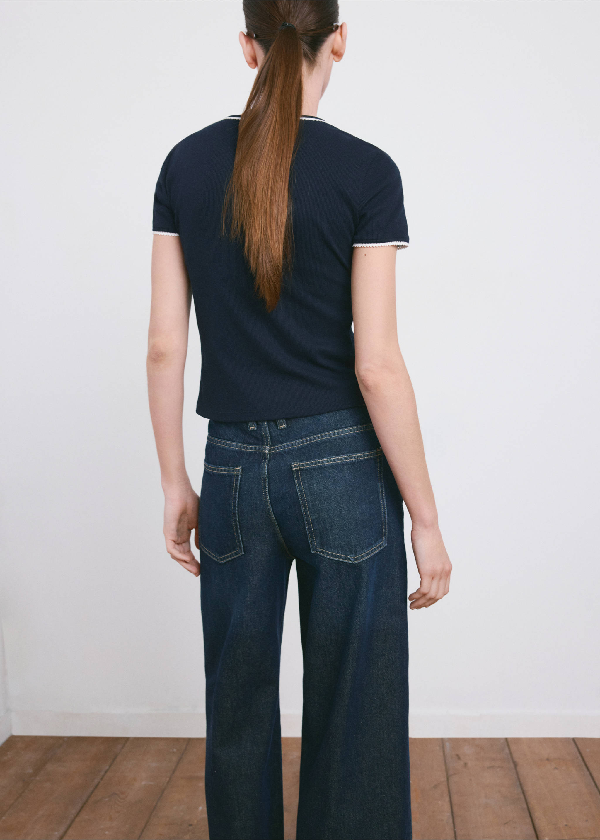 Contrast trim T-shirt - Reverse of the article, Navy. Ref: 27035826-00.