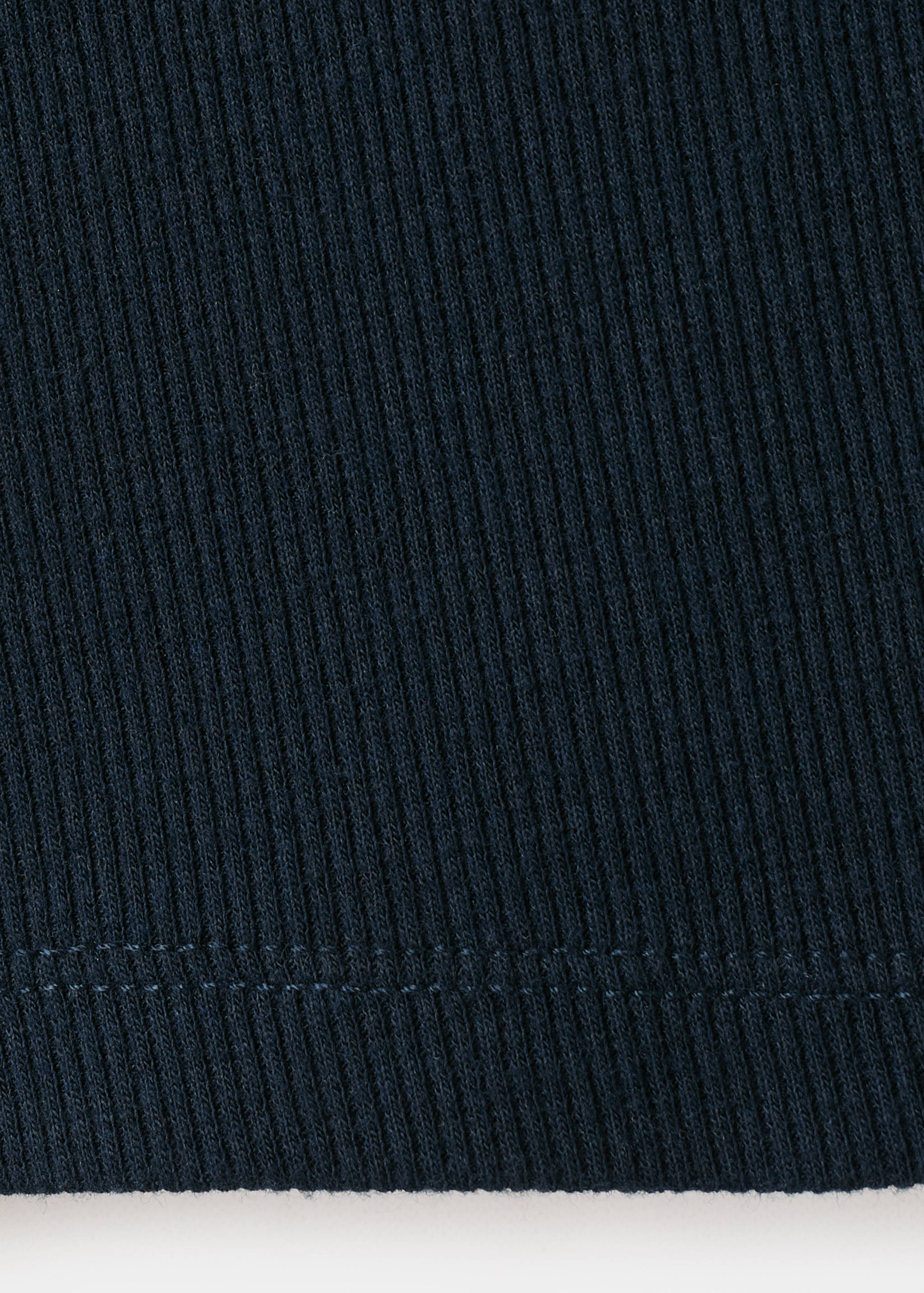 Contrast trim T-shirt - Details of the article 8