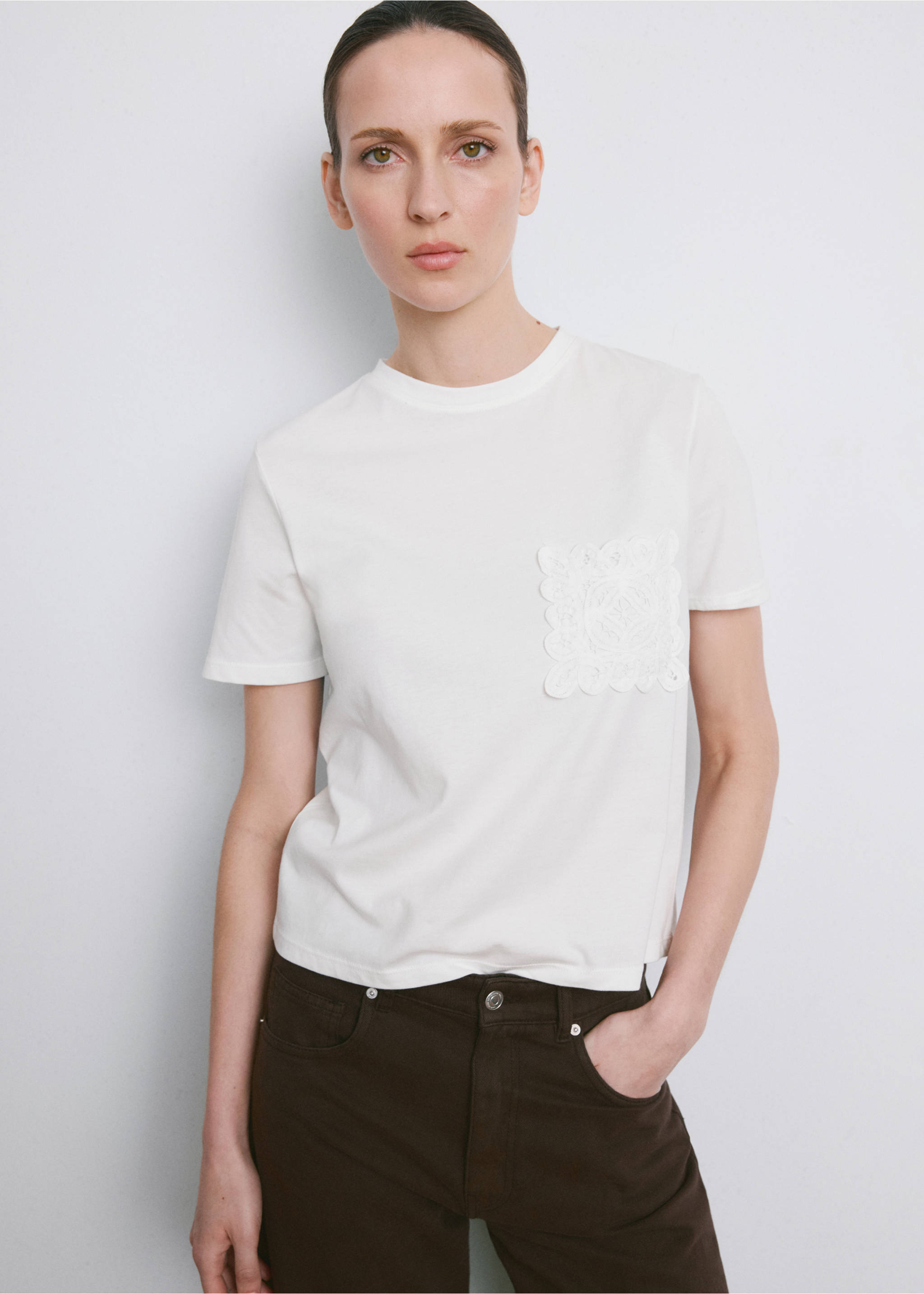 Embroidered cotton T-shirt - Medium plane, Off White. Ref: 27035827-00.