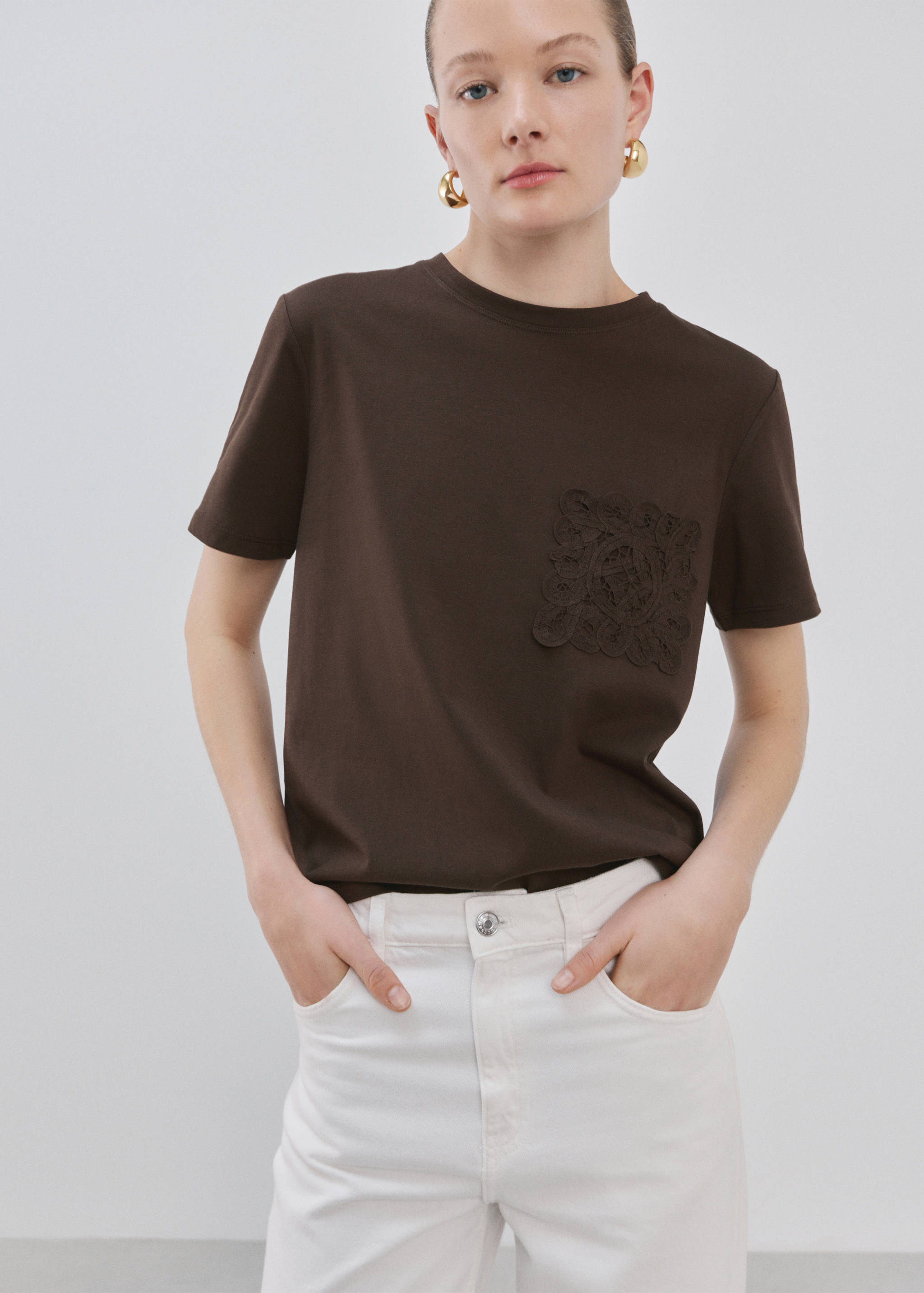 Embroidered cotton T-shirt - Details of the article 2