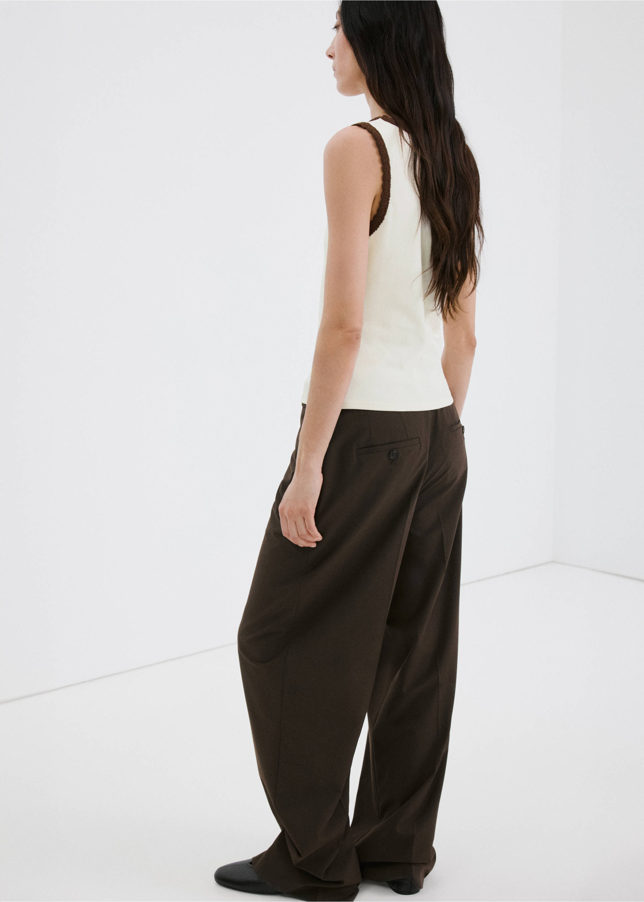 Top finitions festonnées - Verso de l’article, Écru. Ref: 27035829-00.