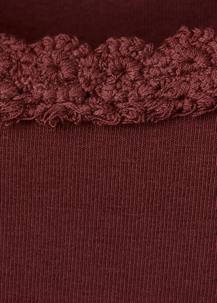Scalloped edge tops — Brown