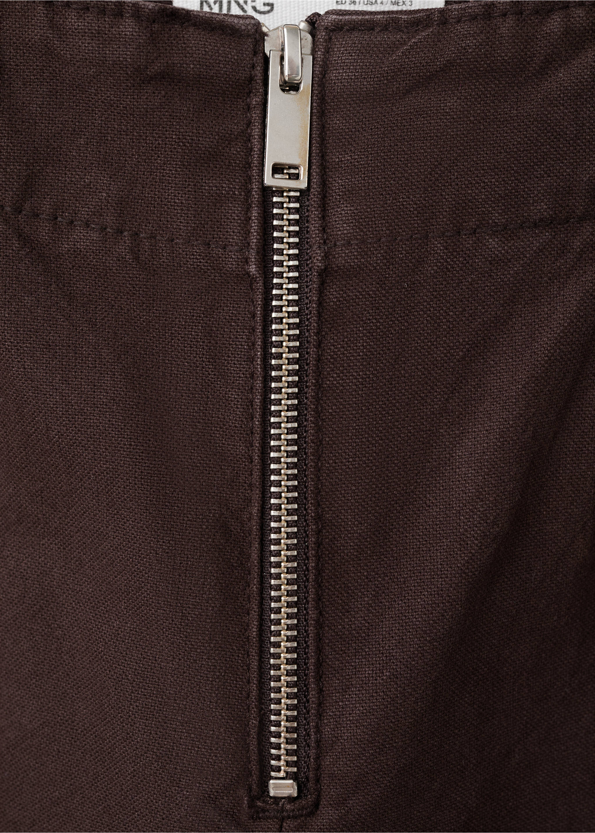 Pocket cargo jeans - Details of the article 0, Plum. Ref: 27035843-00.