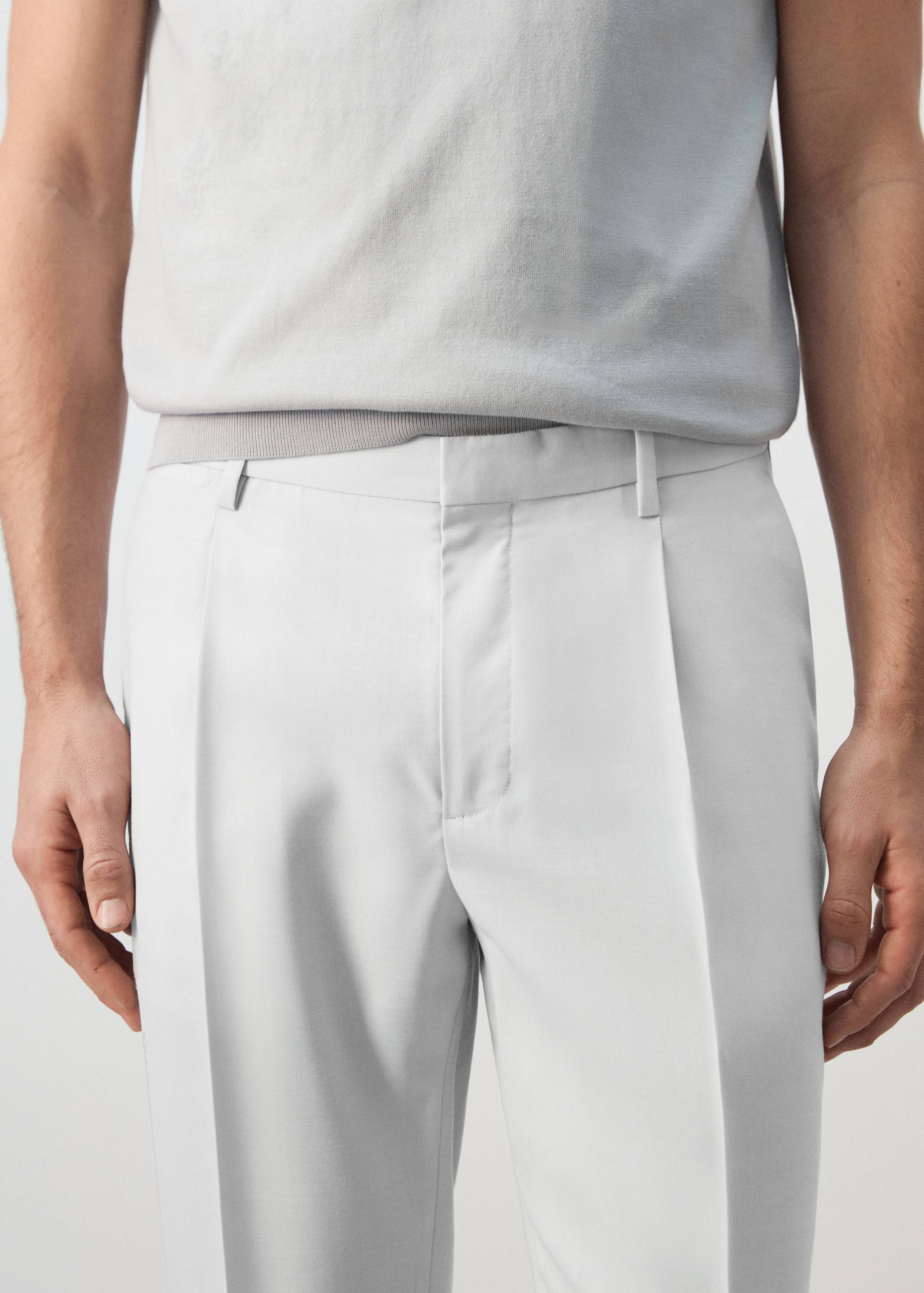 100% virgin wool regular fit trousers - Details of the article 1
